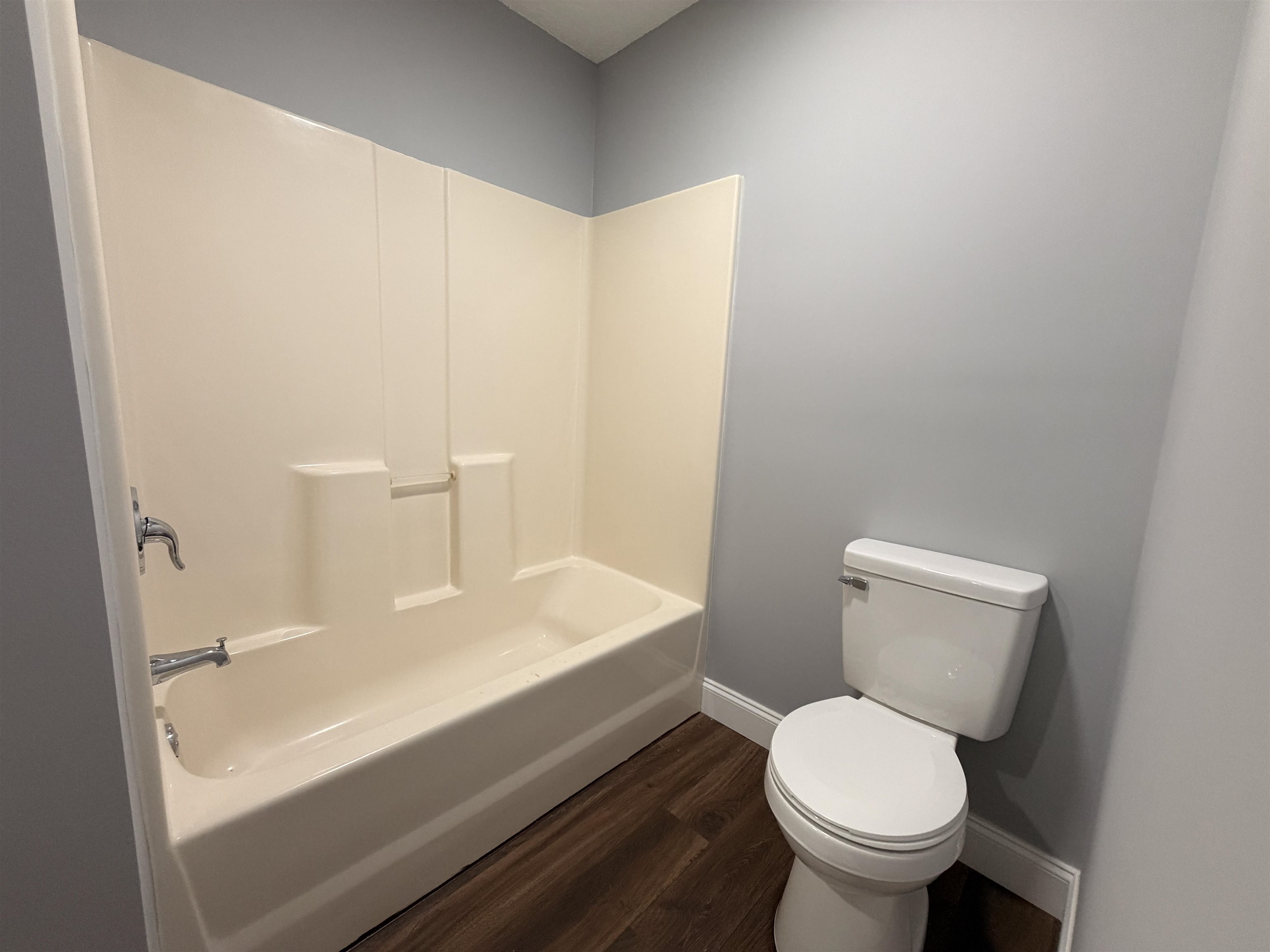 1320 Hornbrook St Property Photo 20