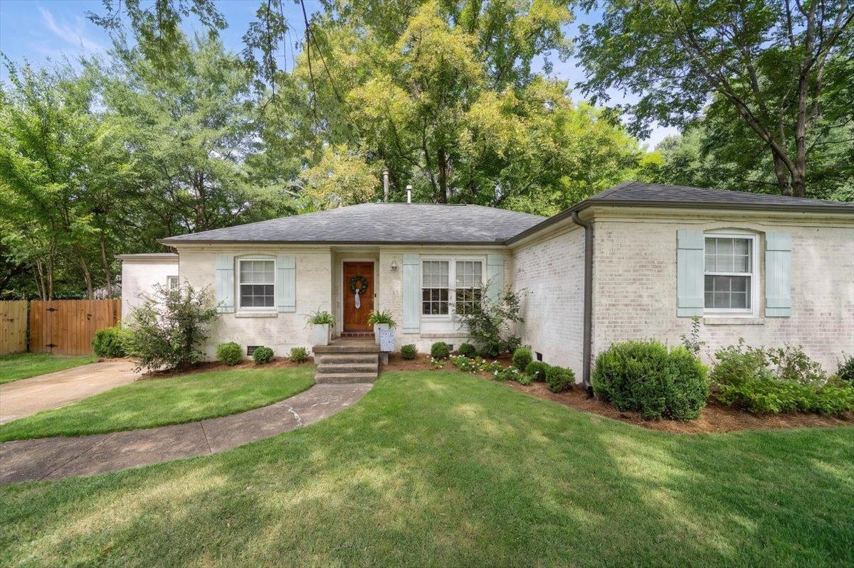 537 Leonora Dr Property Photo 1