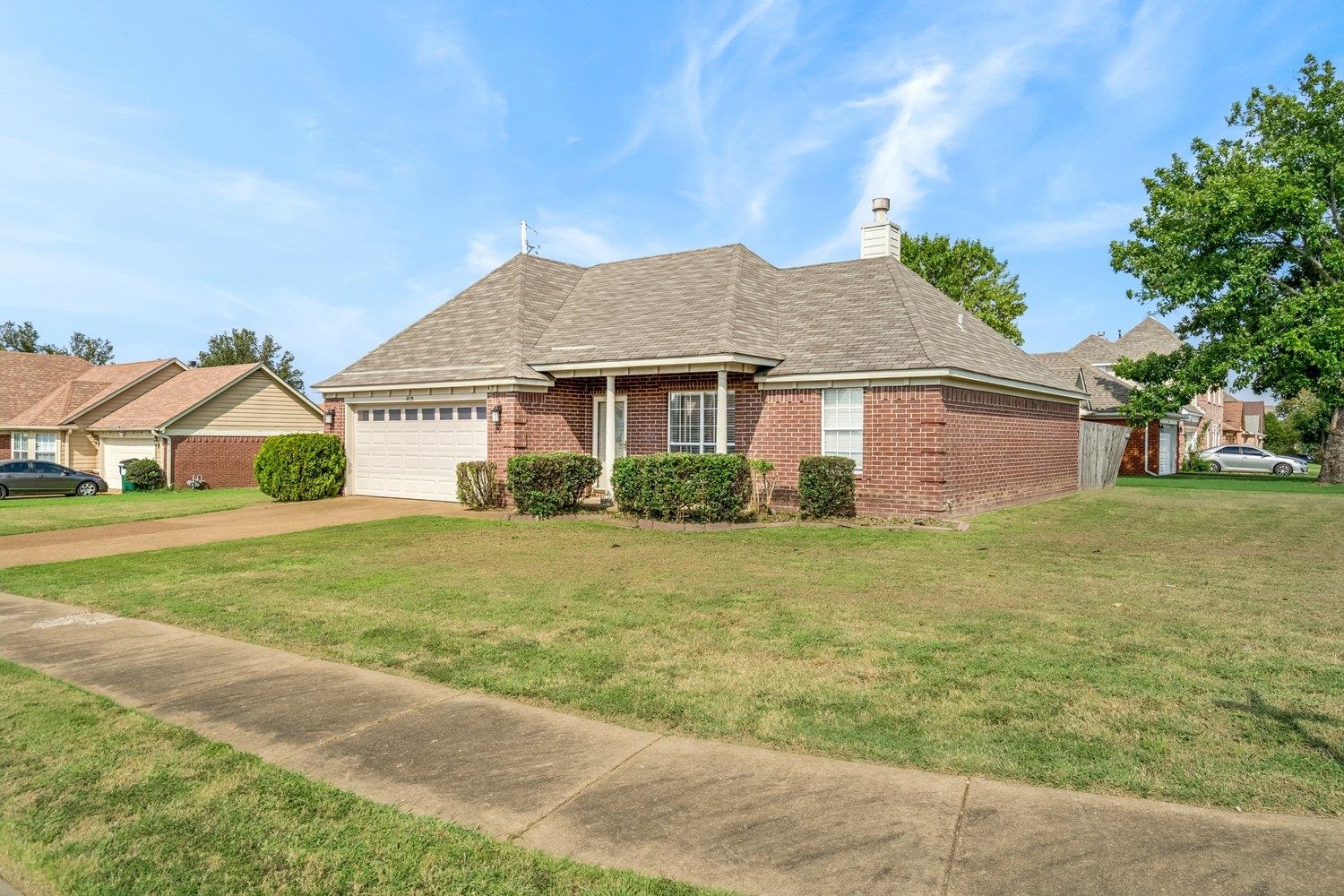 4928 Phipps Dr Property Photo 2