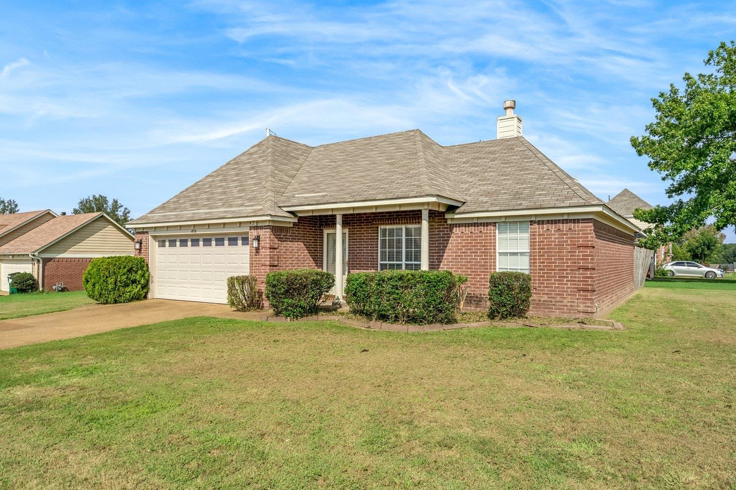 4928 Phipps Dr Property Photo 3