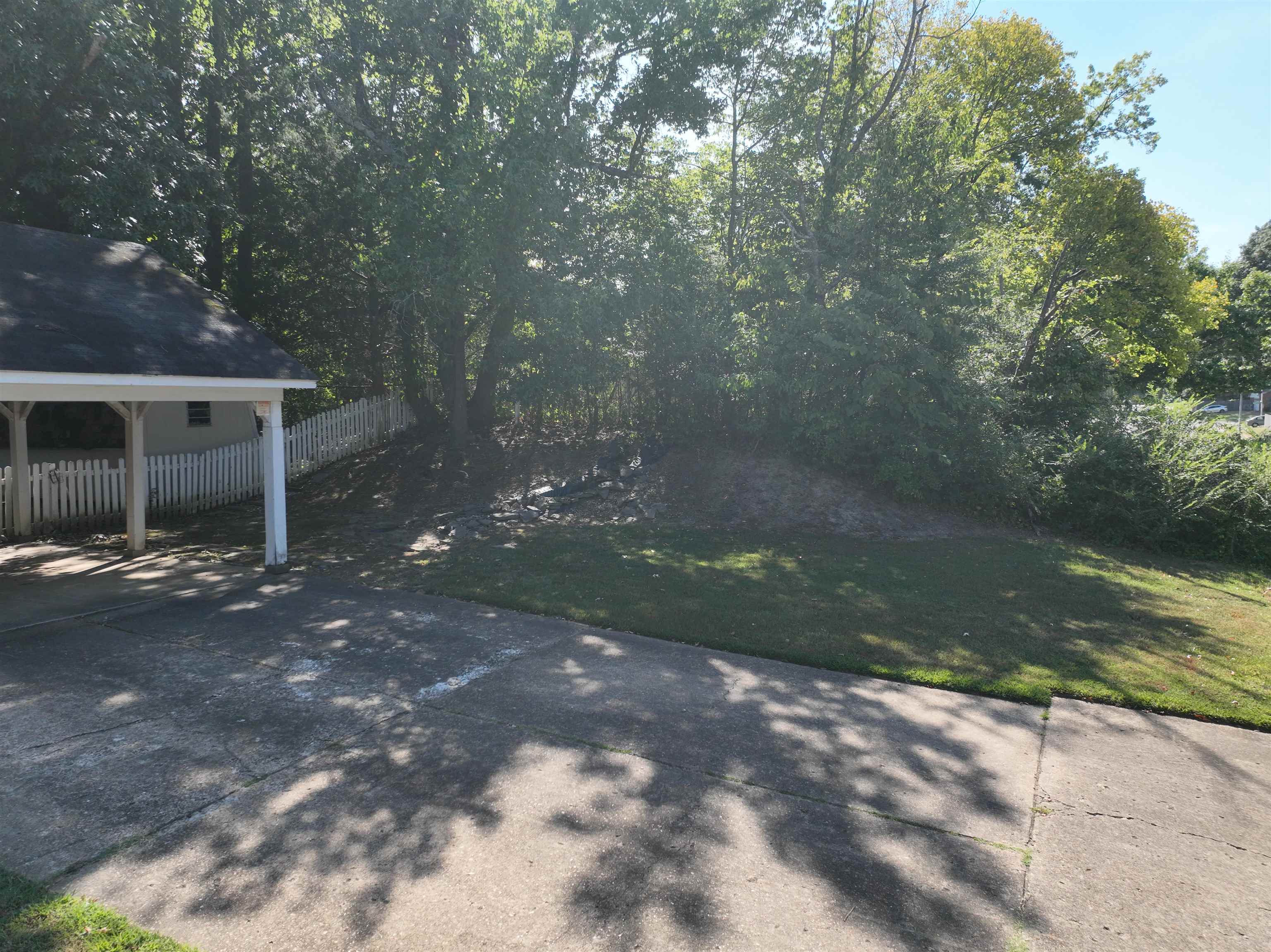 3267 Wythe Rd Property Photo 2