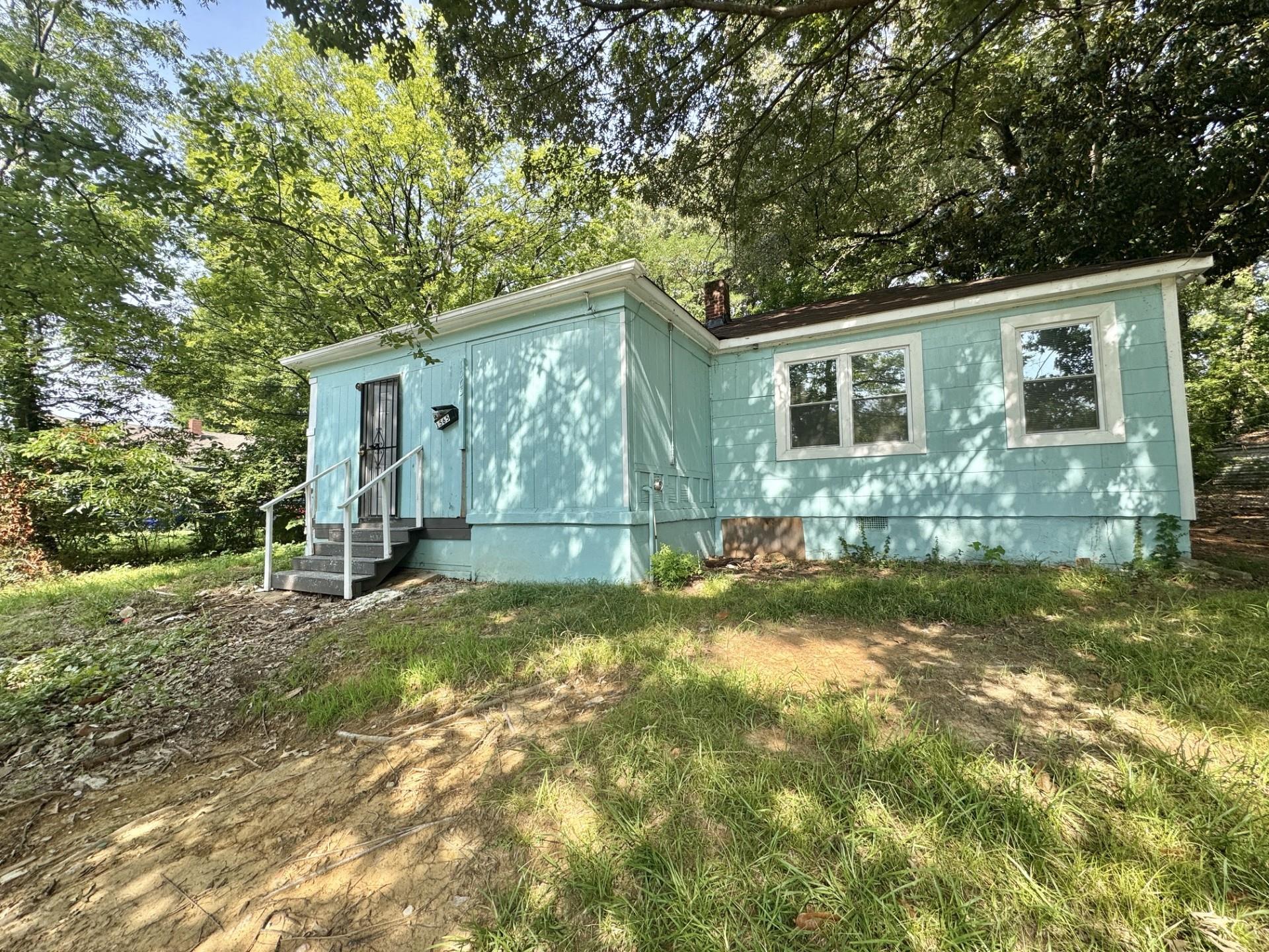 1565 Havana St Property Photo 1