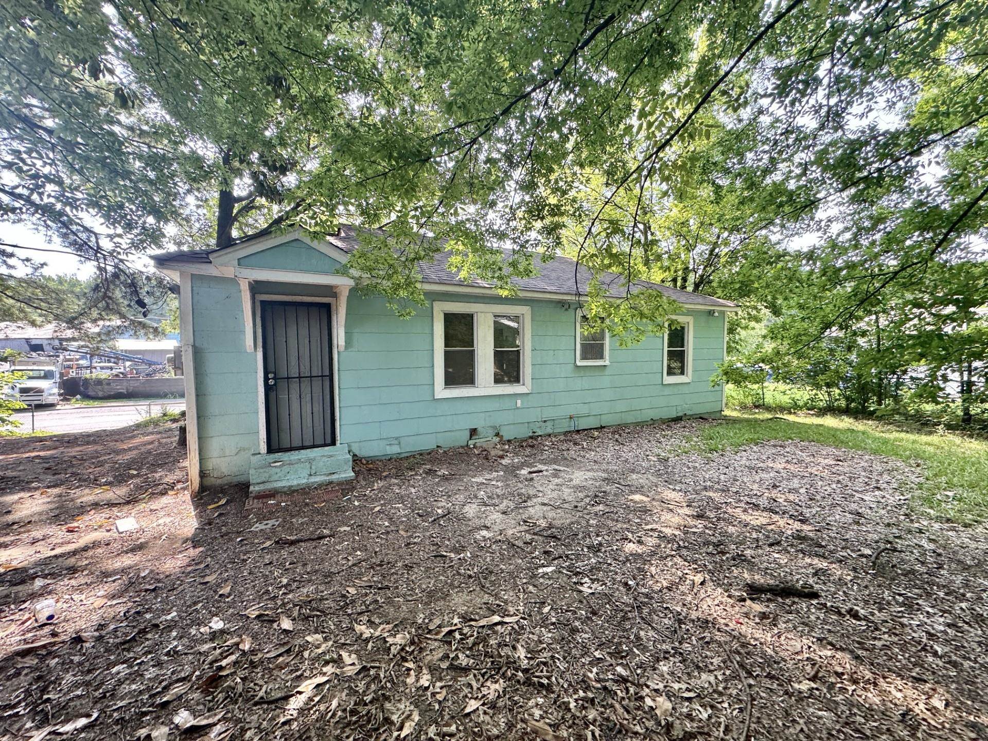 1565 Havana St Property Photo 2