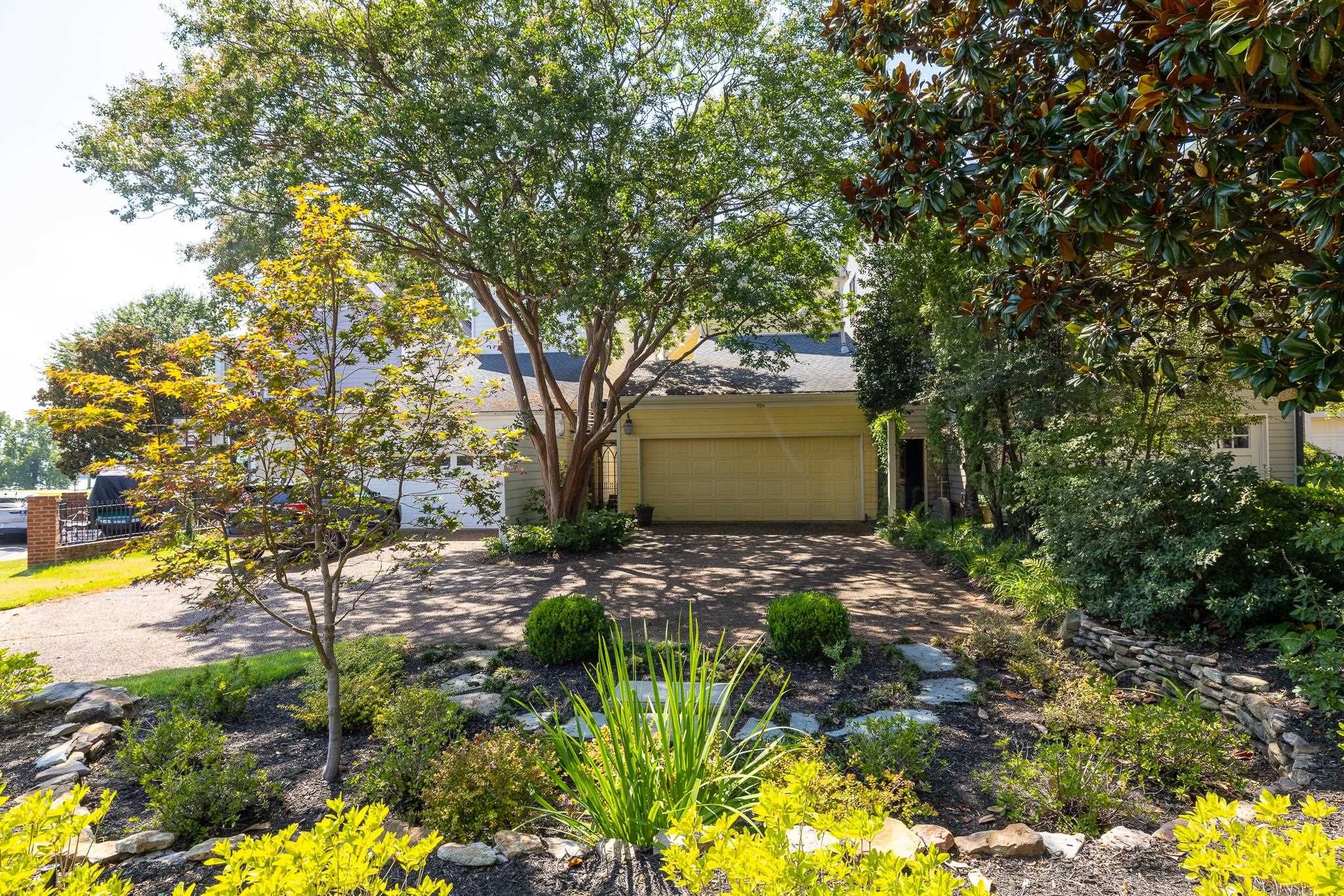 954 Island Dr Property Photo 32