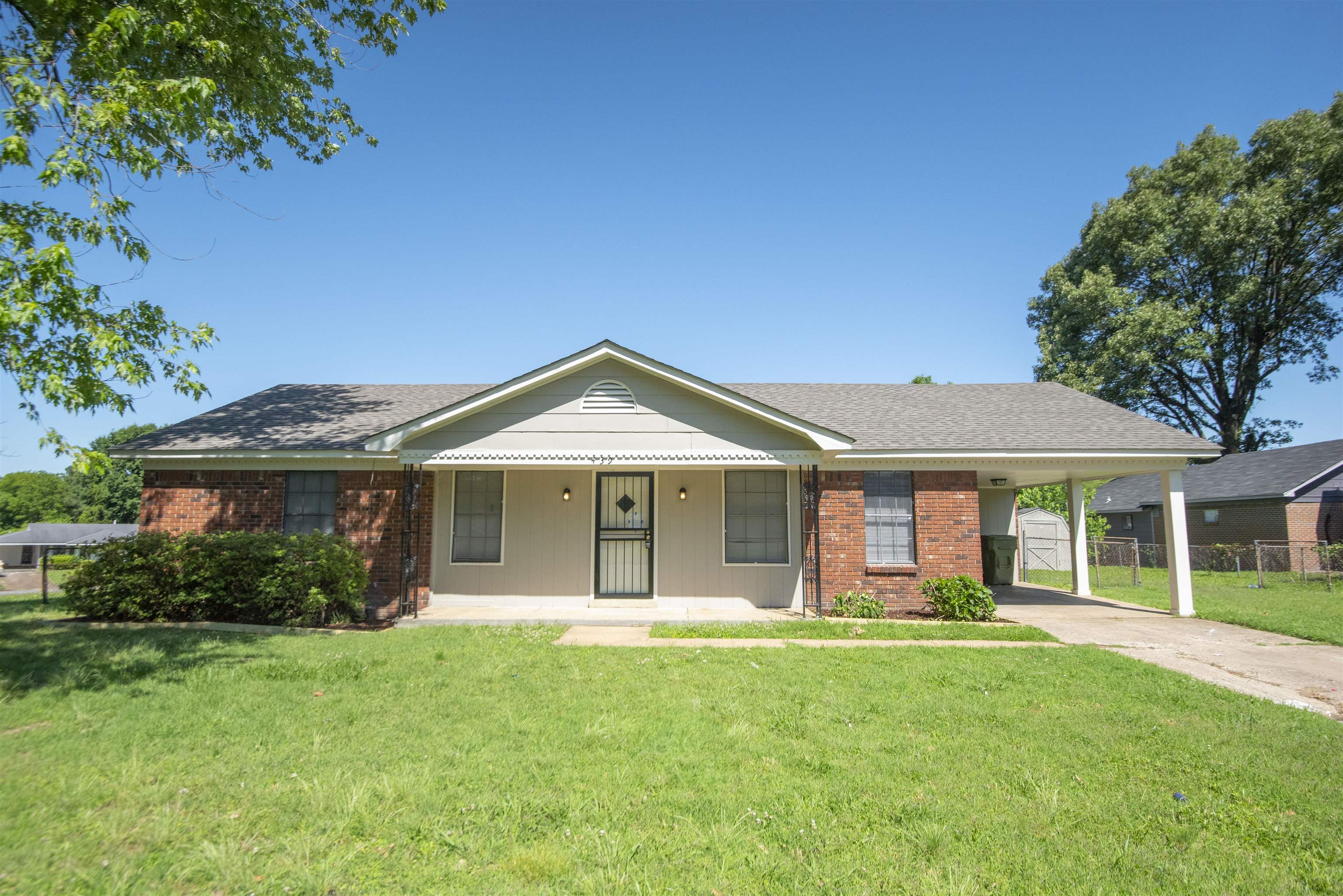 4399 Pepper Tree Rd Property Photo 1