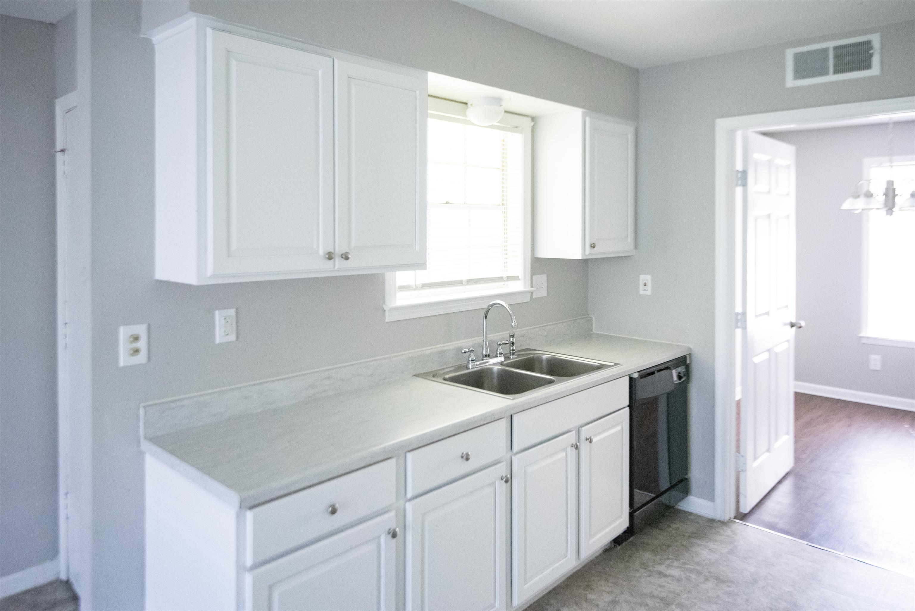 4399 Pepper Tree Rd Property Photo 4