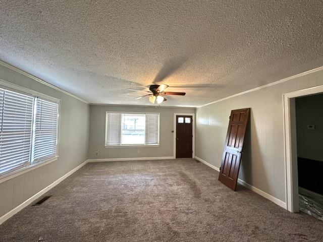 27 Rosewood Dr Property Photo 2