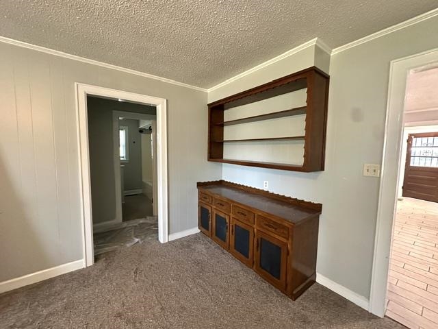 27 Rosewood Dr Property Photo 3