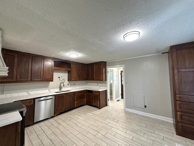 27 Rosewood Dr Property Photo 6