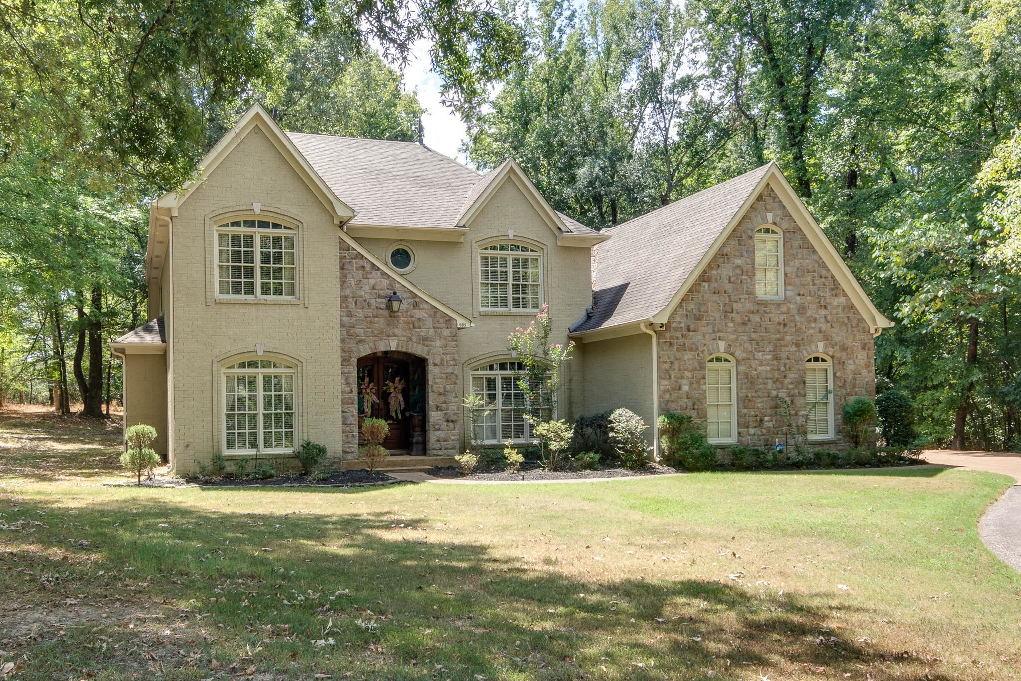 11095 Latting Rd Property Photo 1