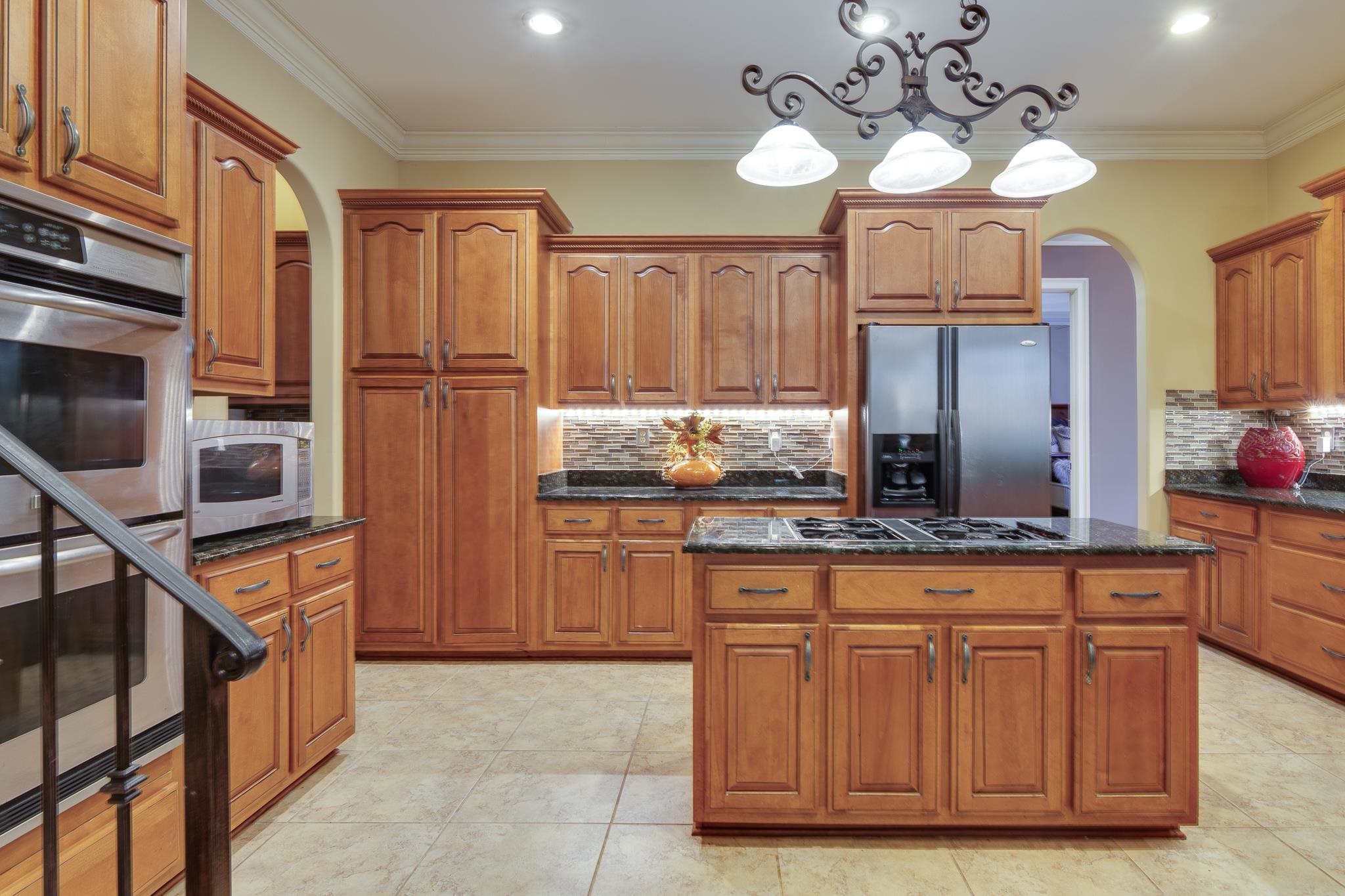 11095 Latting Rd Property Photo 10