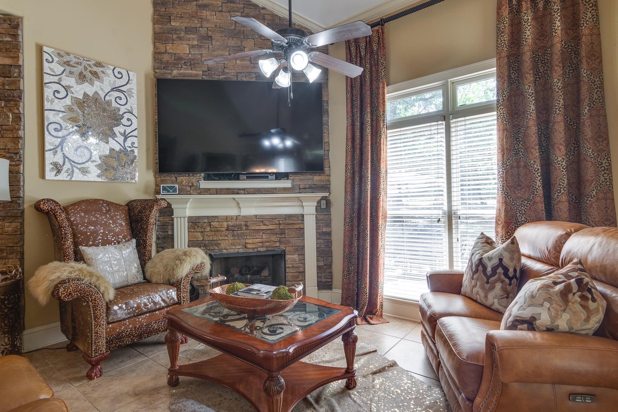 11095 Latting Rd Property Photo 15