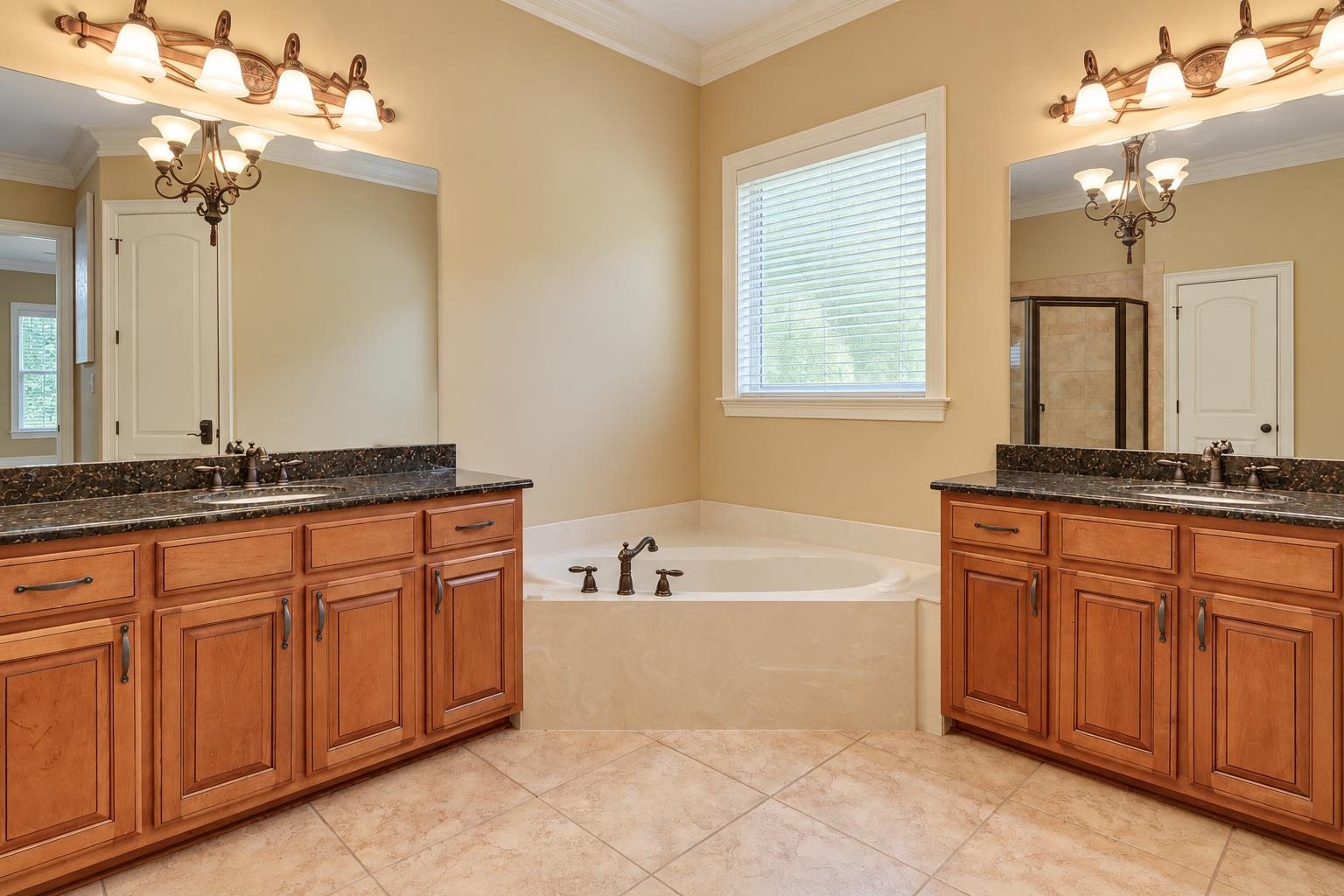 11095 Latting Rd Property Photo 20
