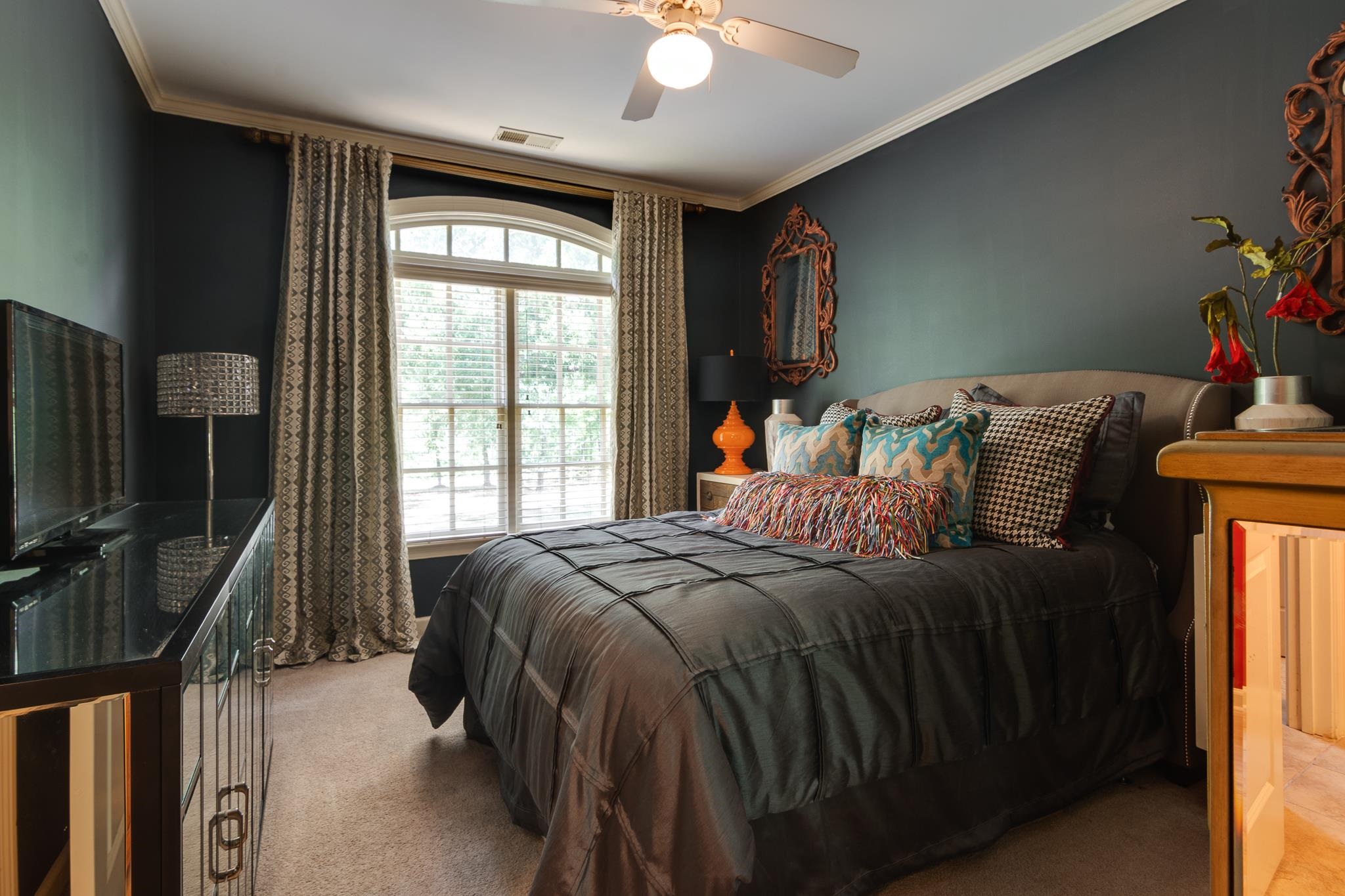 11095 Latting Rd Property Photo 25