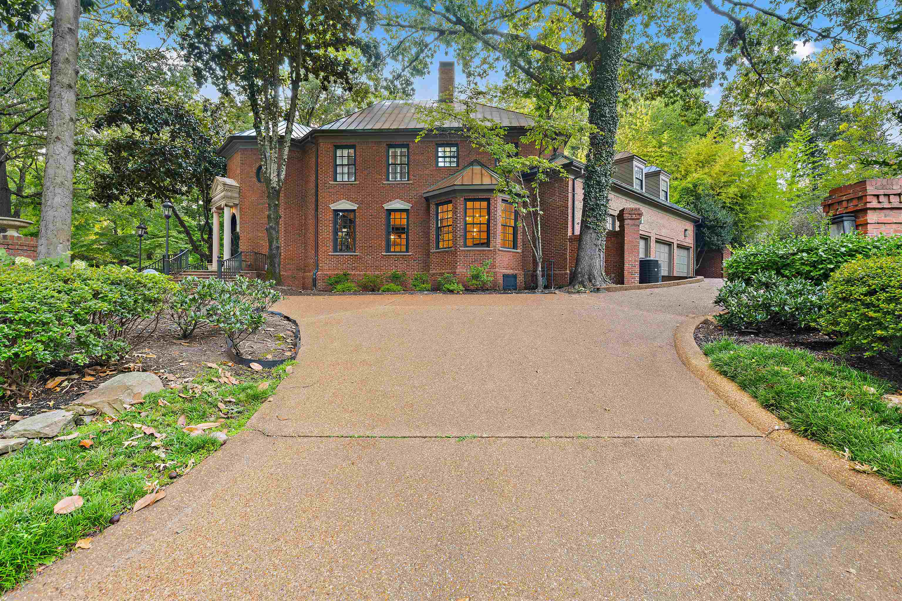 425 N River Oaks Rd Property Photo 32