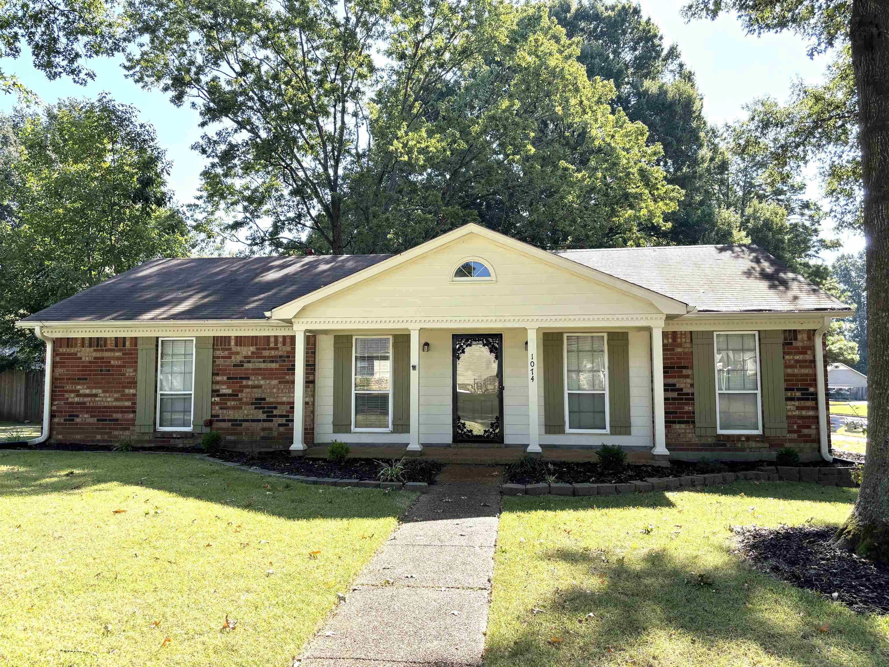 1074 TARARIDGE DR Property Photo 1