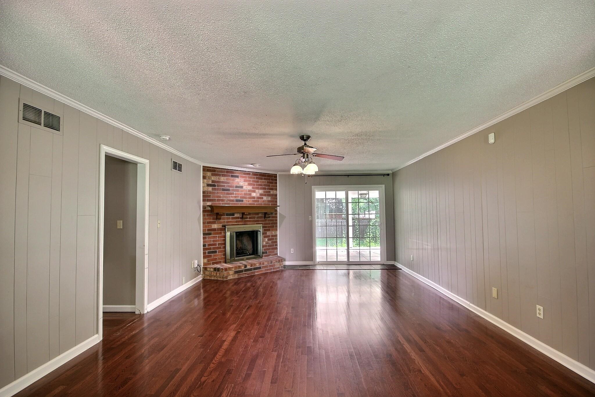 1074 Tararidge Dr Property Photo 8