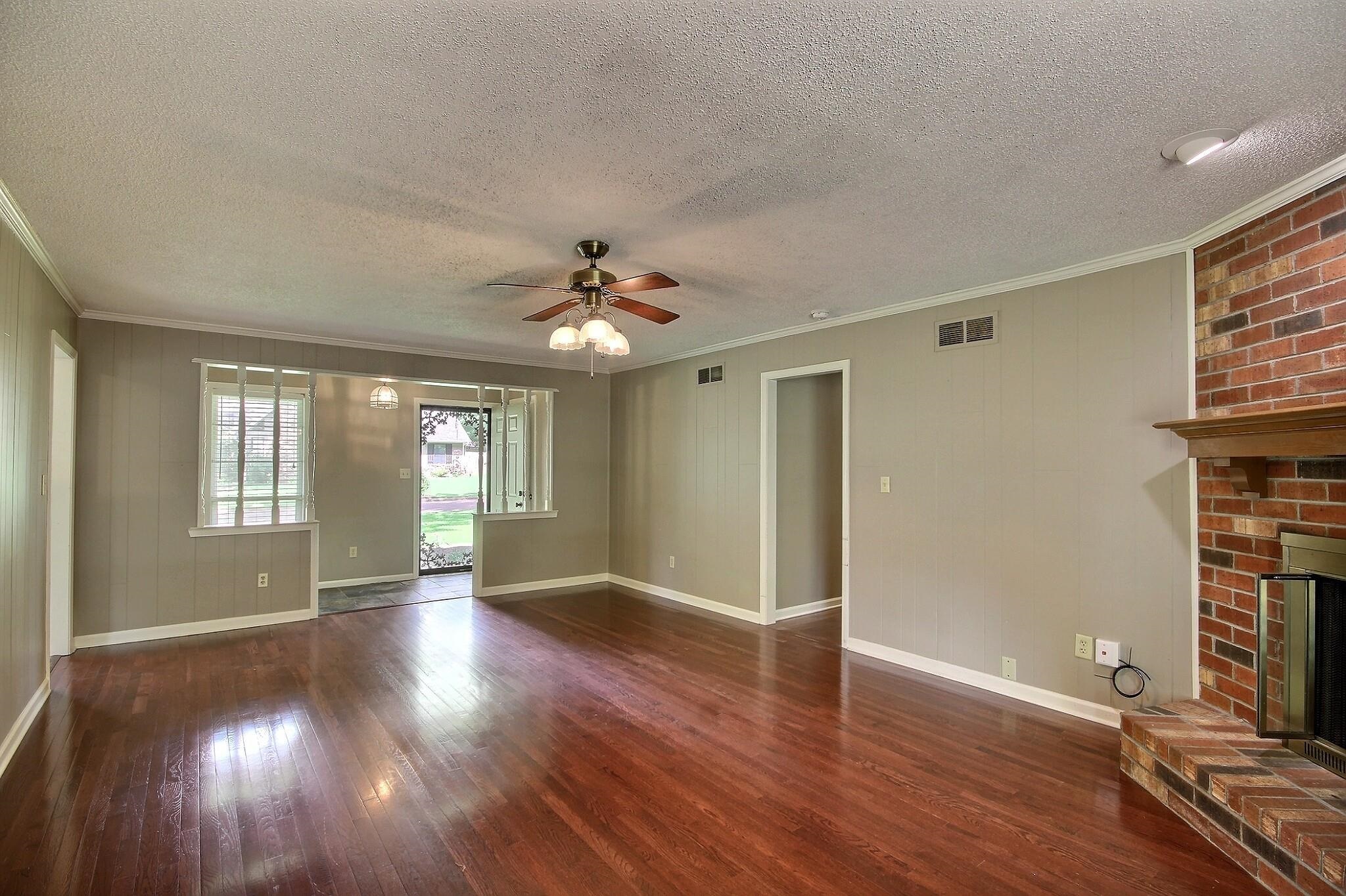 1074 Tararidge Dr Property Photo 10