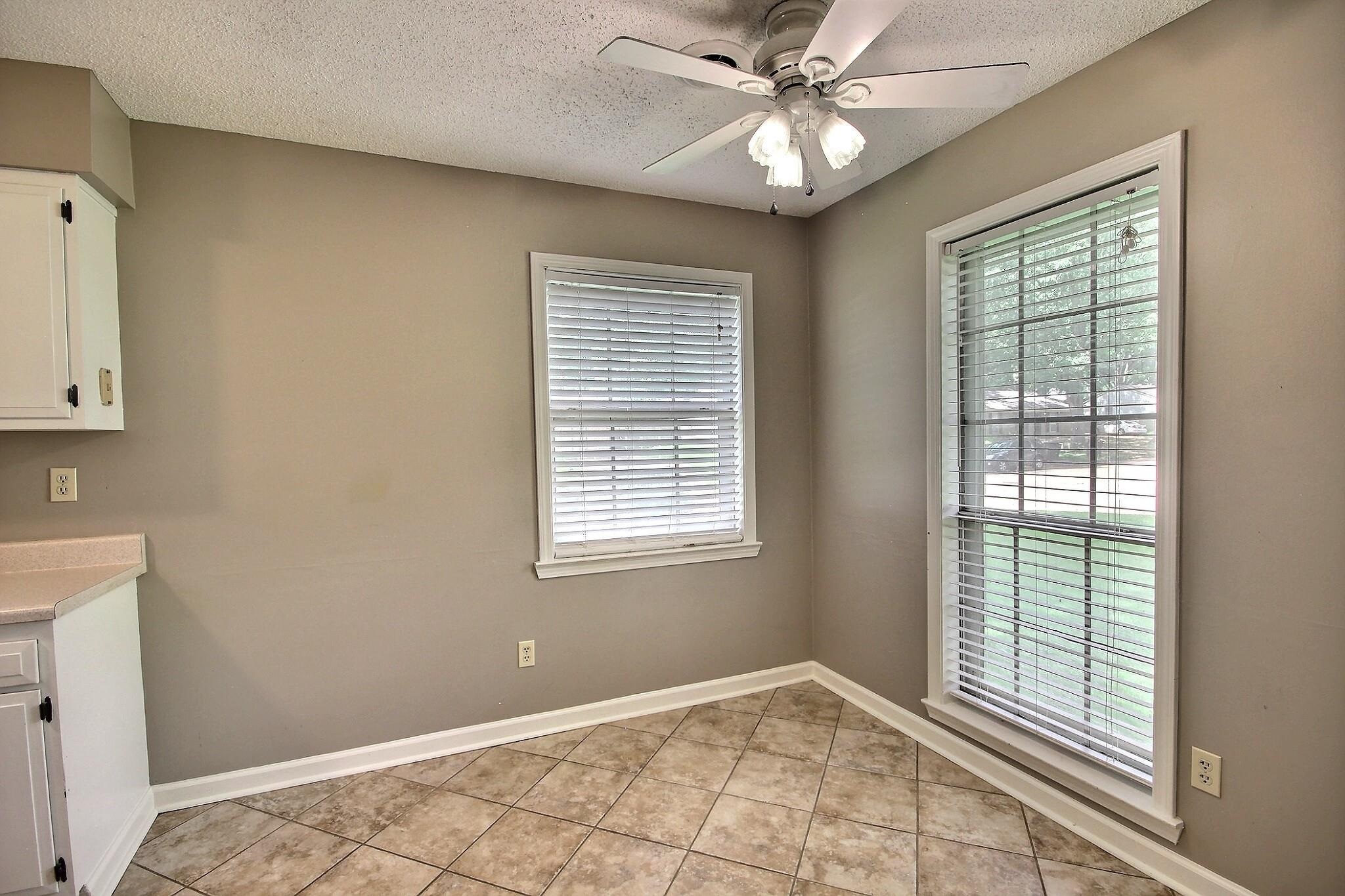 1074 Tararidge Dr Property Photo 15