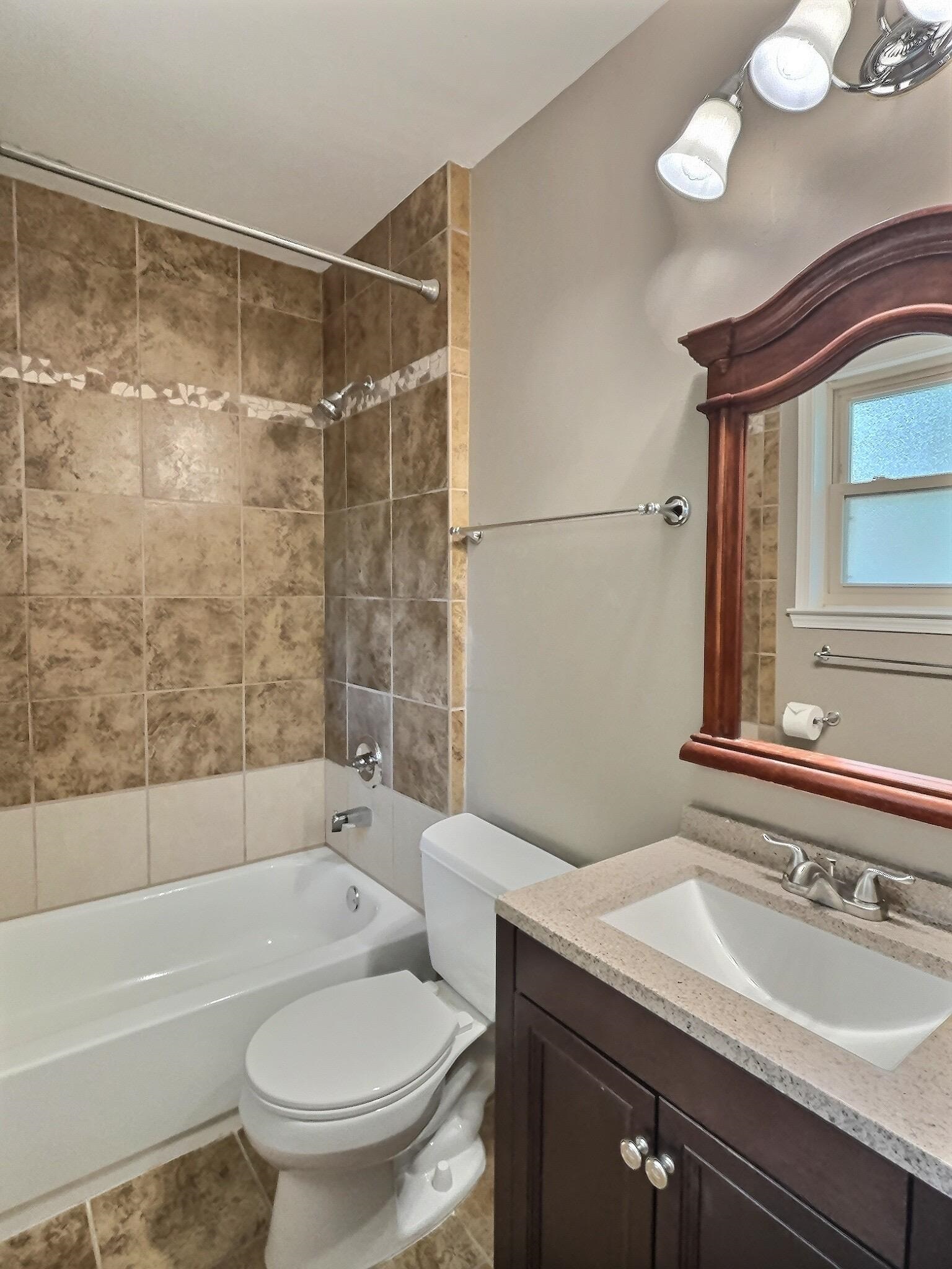 1074 Tararidge Dr Property Photo 22