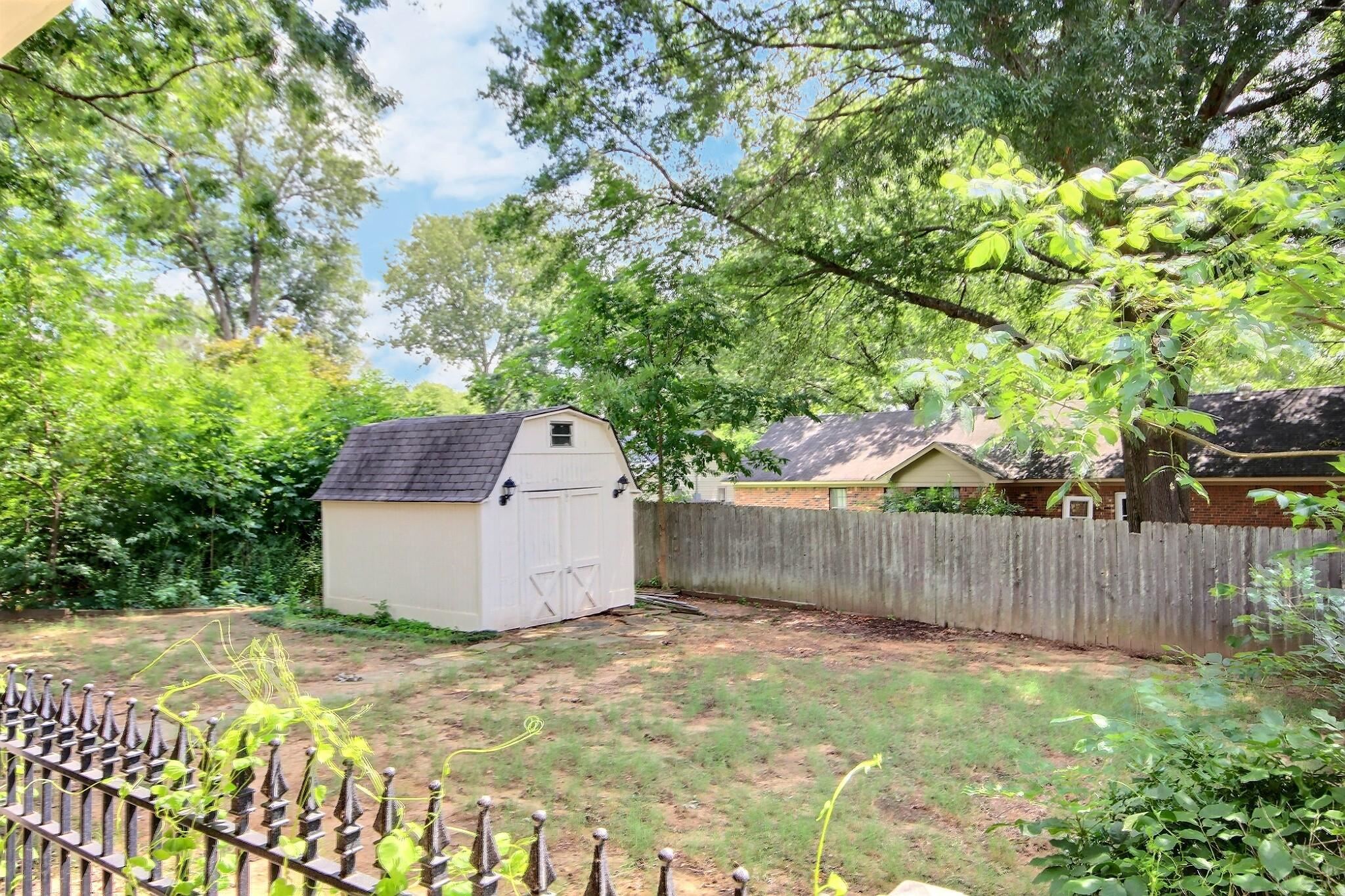 1074 Tararidge Dr Property Photo 28