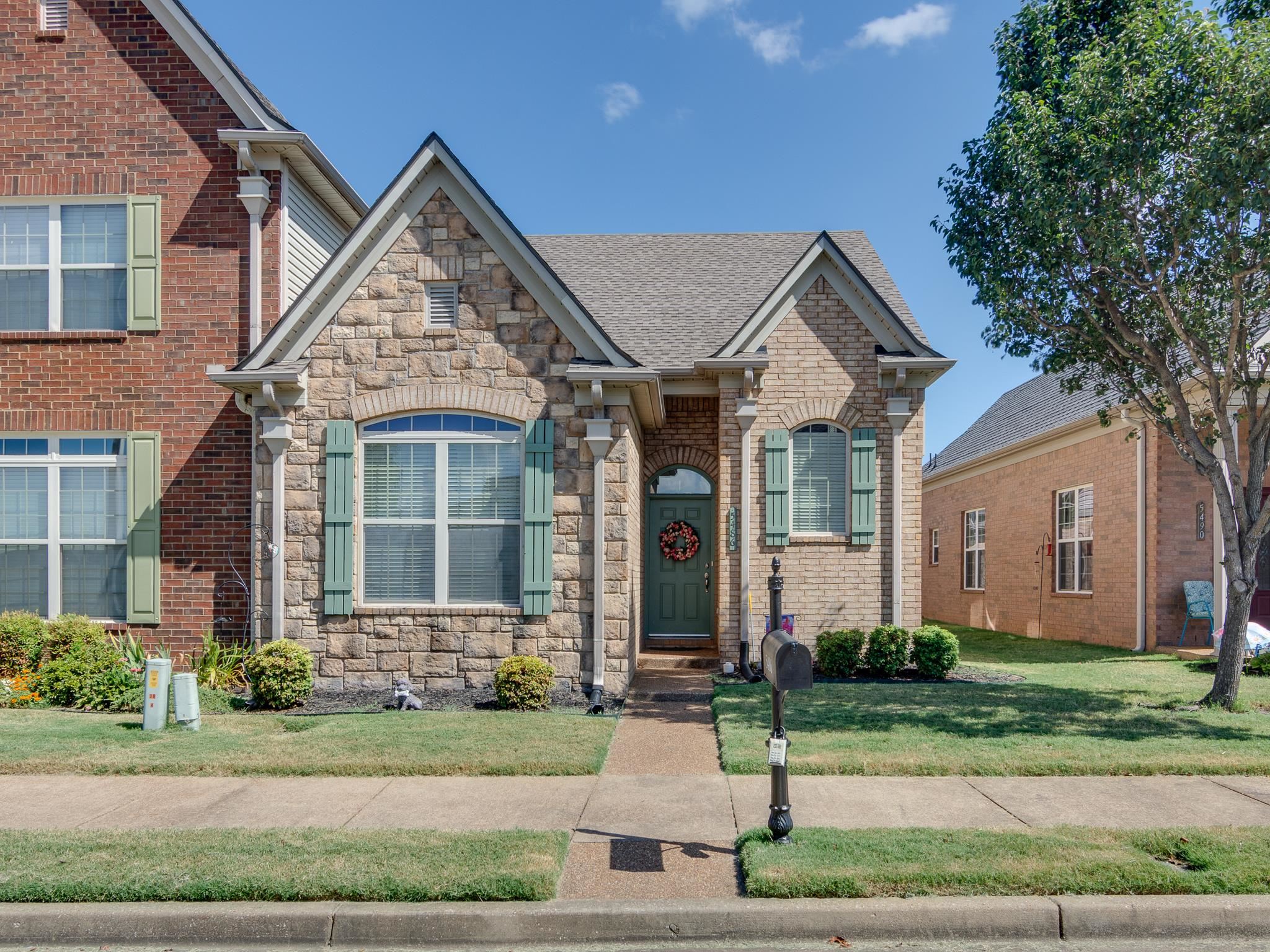 5486 RAMS HORN DR