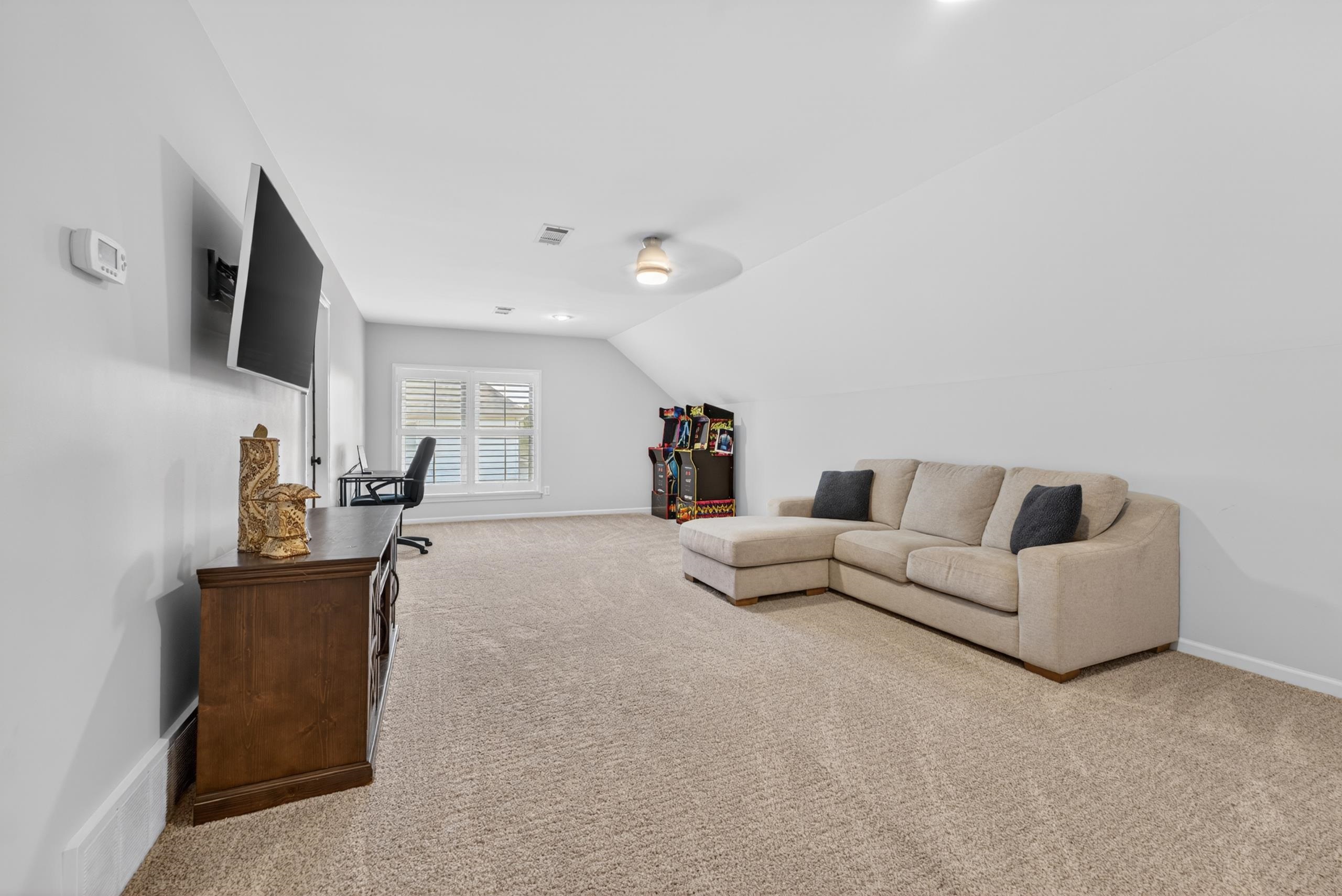 1572 John Ridge Dr Property Photo 31