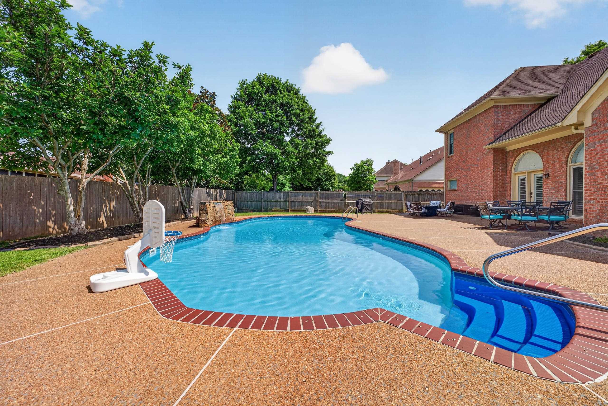 1572 John Ridge Dr Property Photo 36