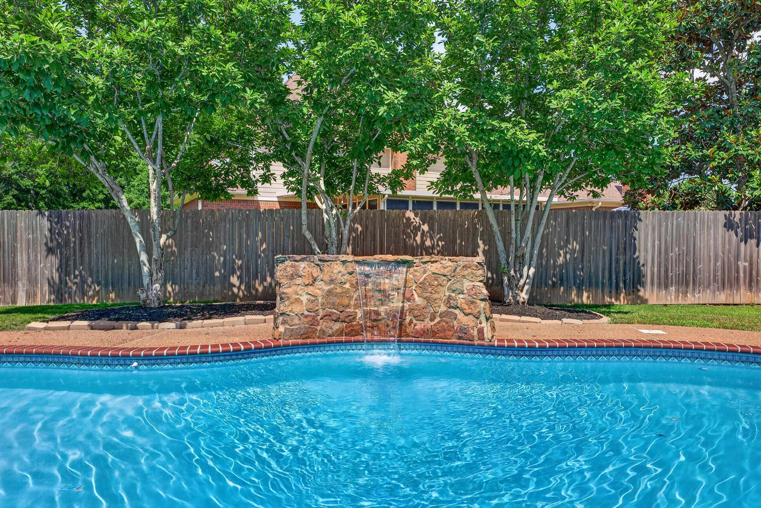 1572 John Ridge Dr Property Photo 38
