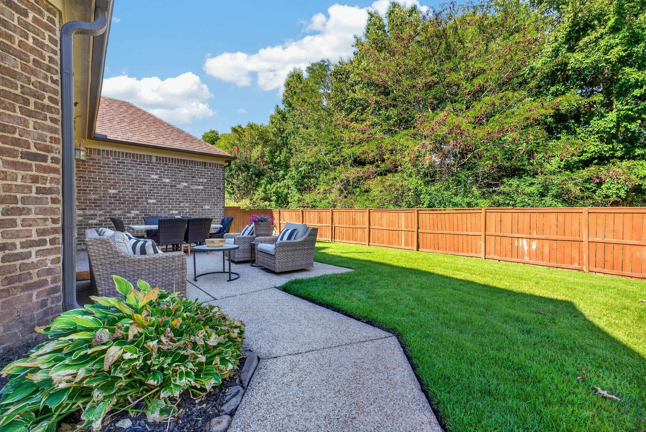 1682 Tartan Ln Property Photo 29