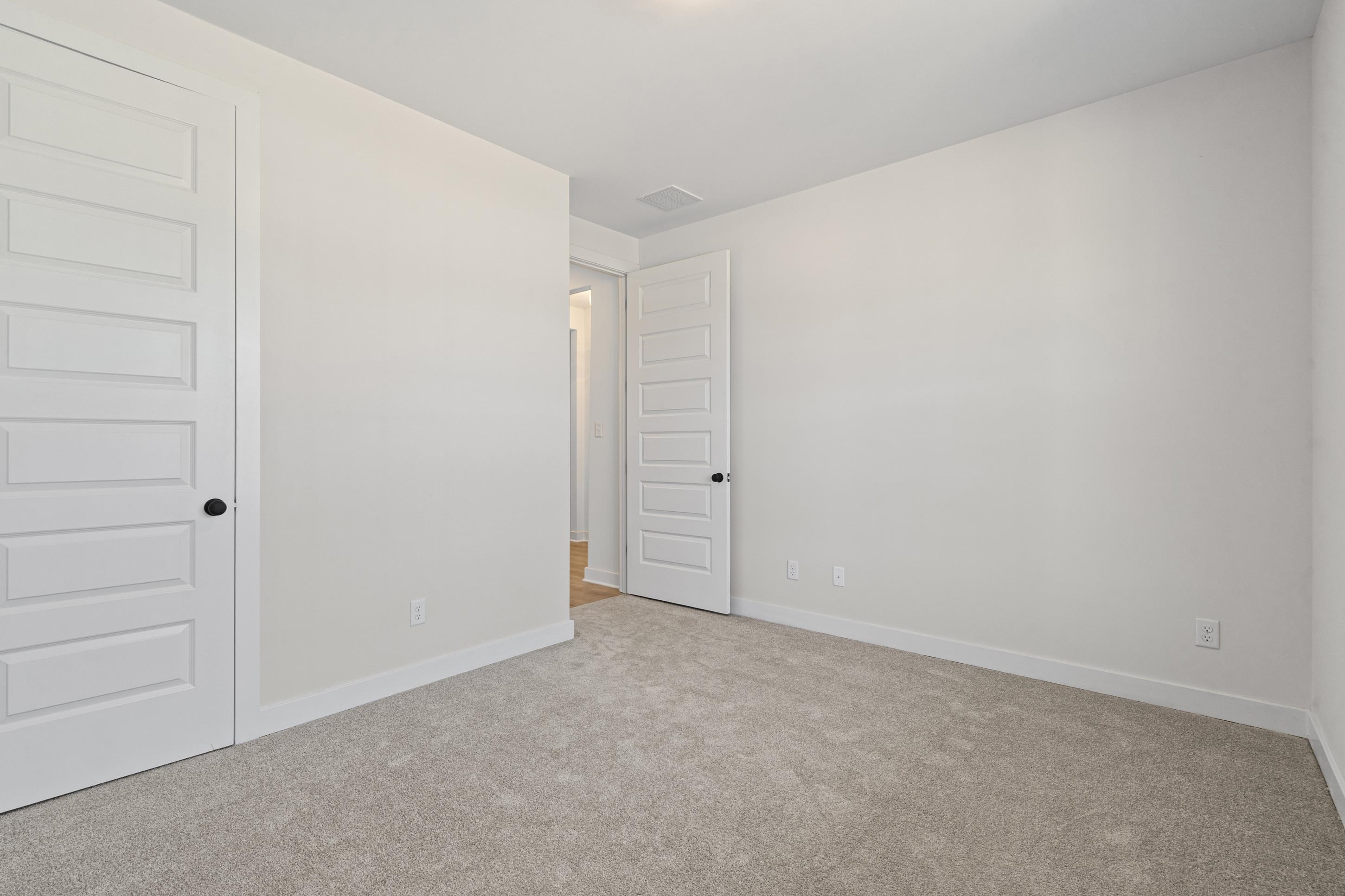 3138 Mannington Dr Property Photo 5