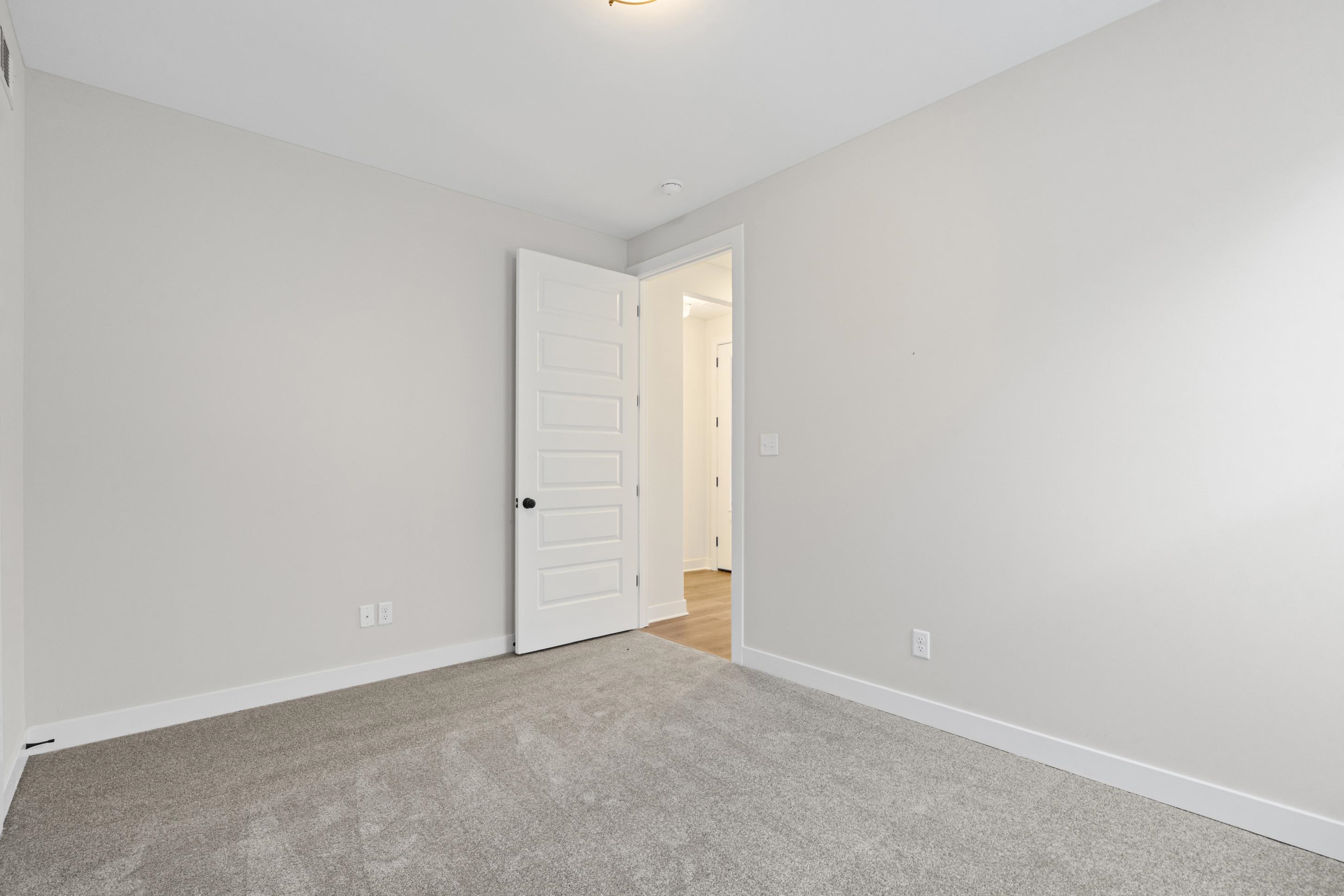 3138 Mannington Dr Property Photo 8