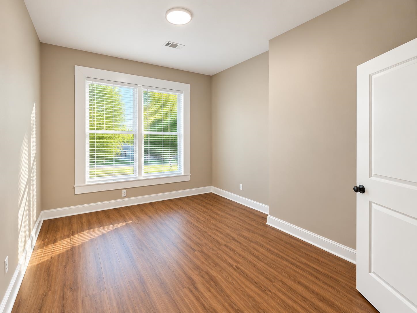 634 N Manassas St Property Photo 16