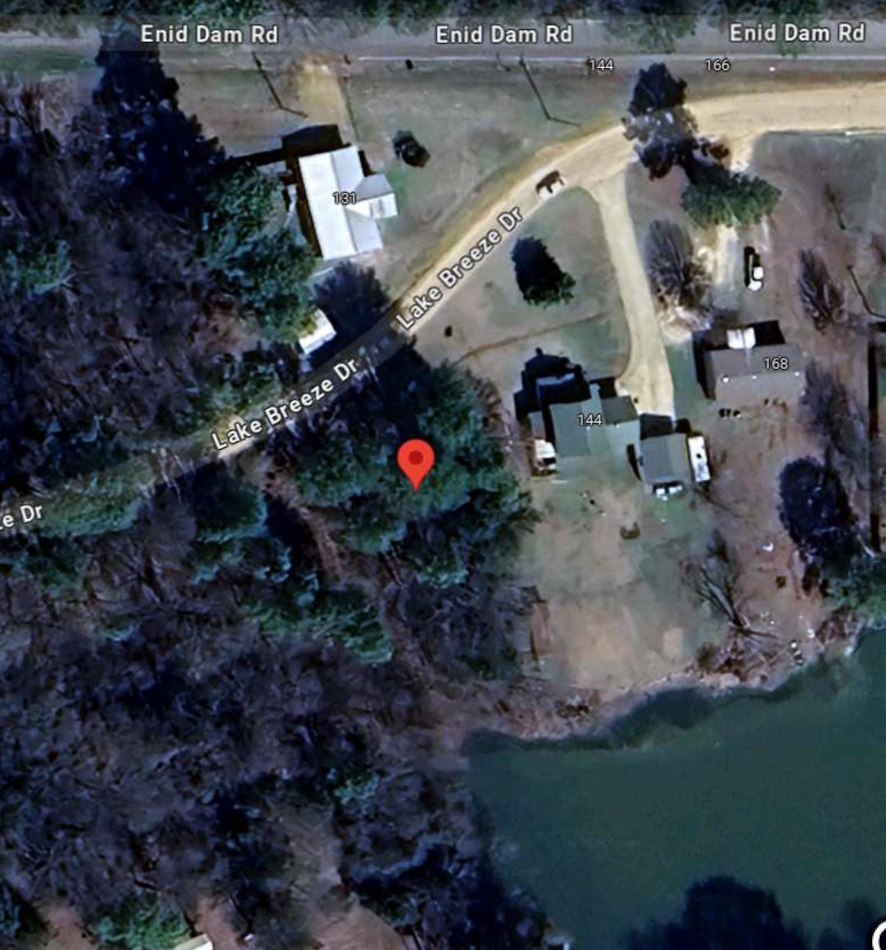 Lake Breeze Dr Property Photo