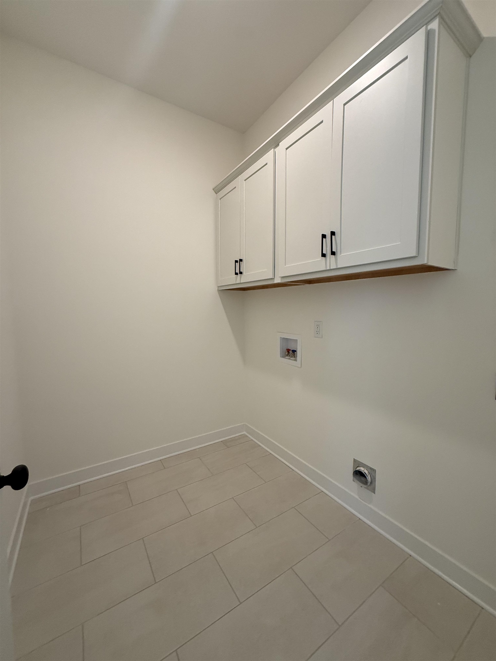 3141 Mannington Dr Property Photo 6