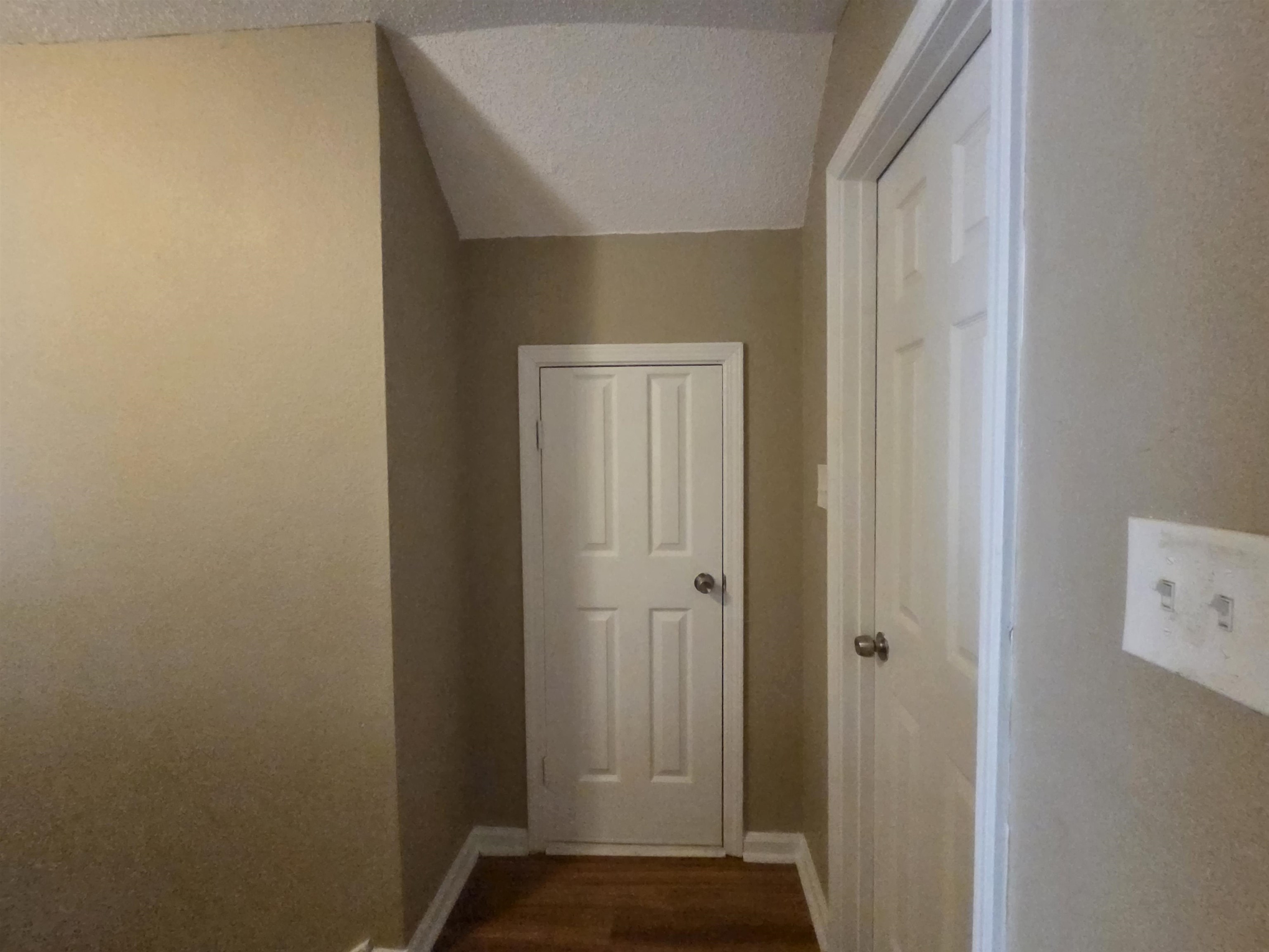 4866 Royal Run Dr Property Photo 5