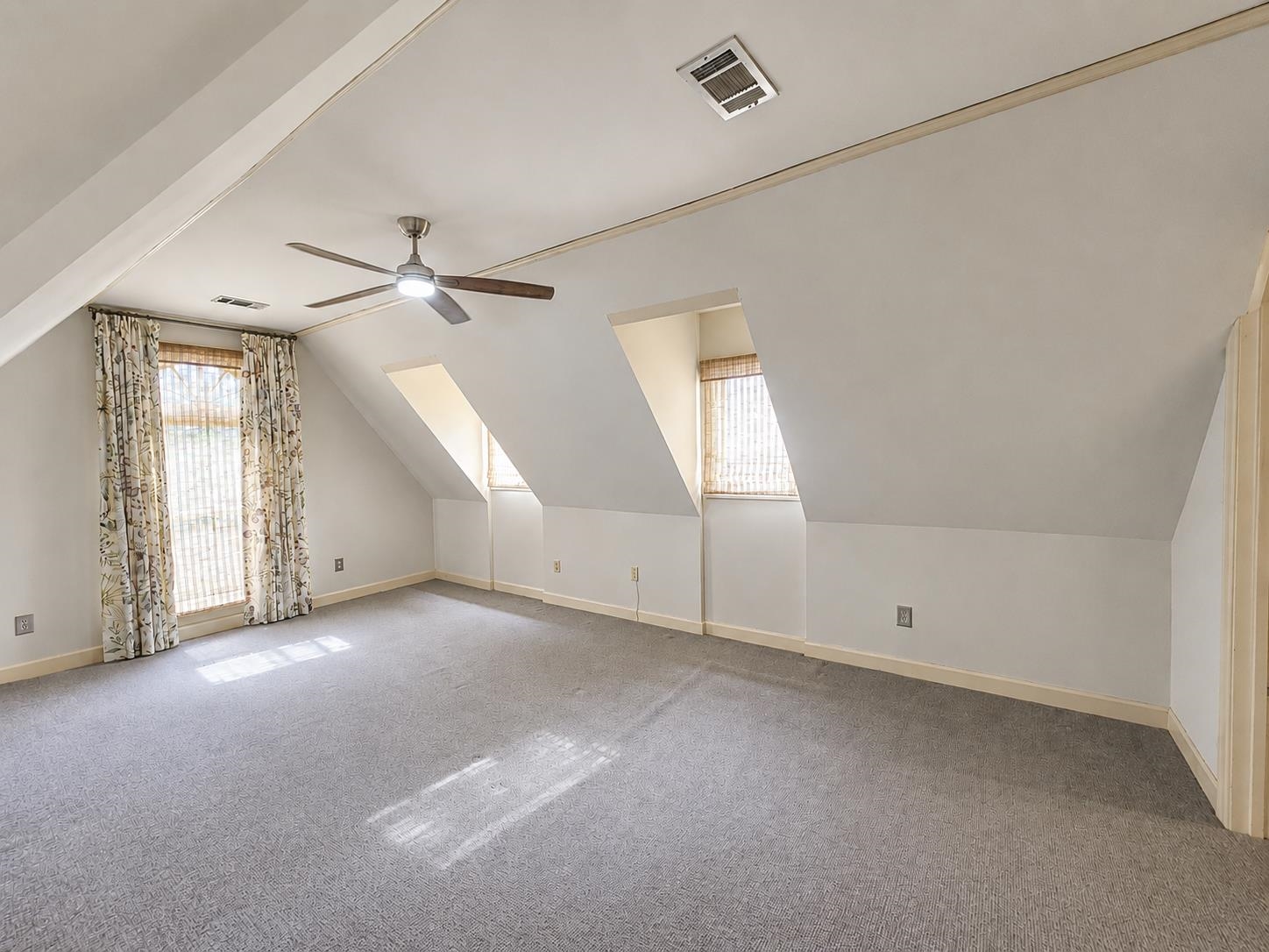 1501 Granville Ln Property Photo 22