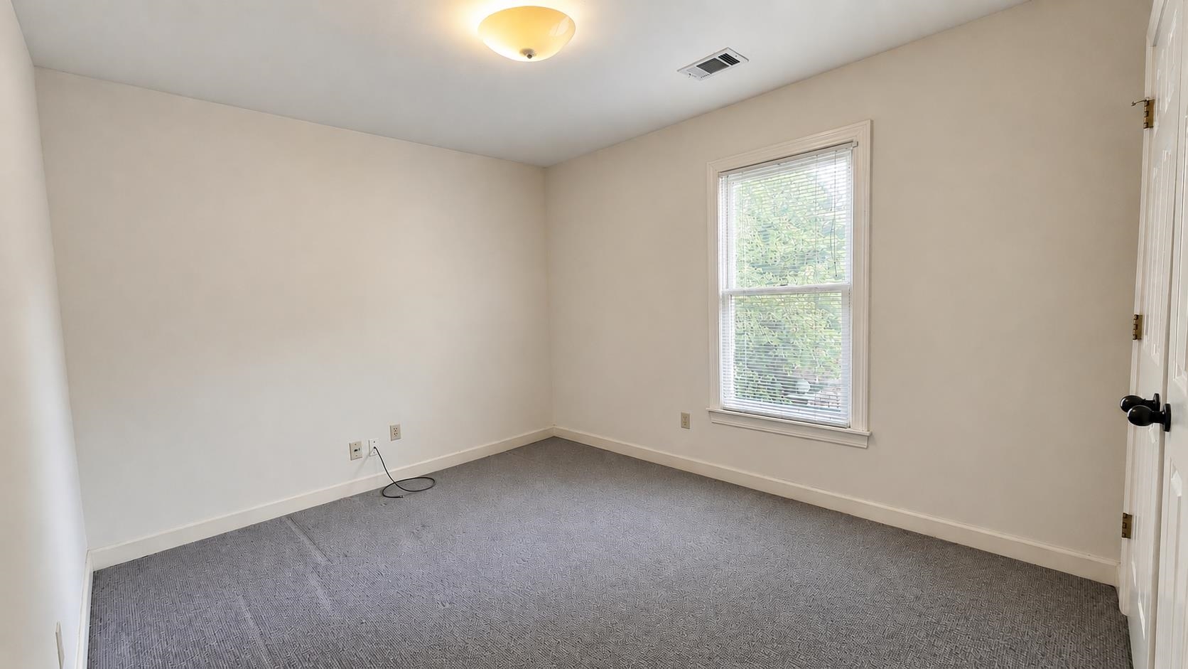 1501 Granville Ln Property Photo 29