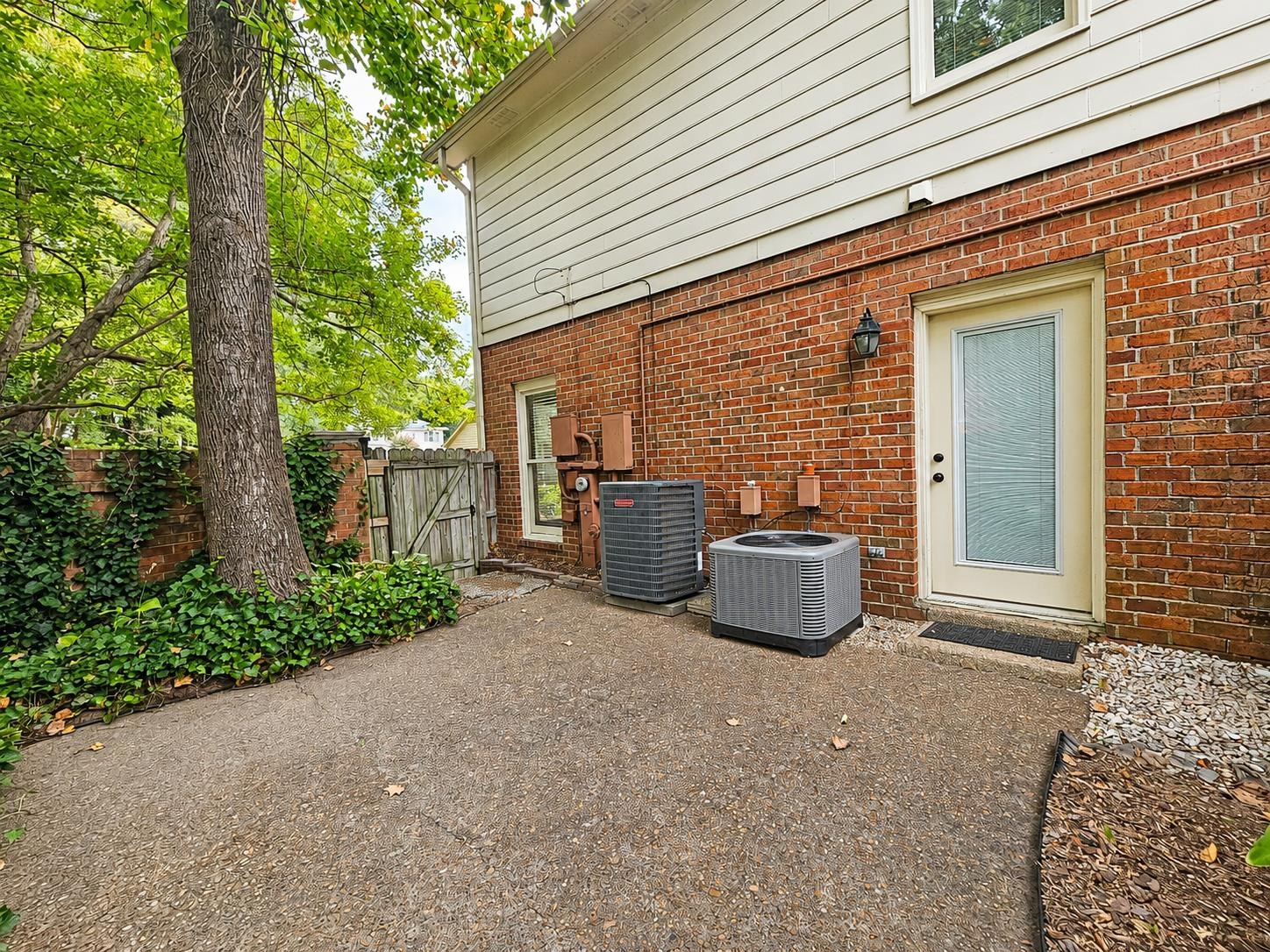 1501 Granville Ln Property Photo 36