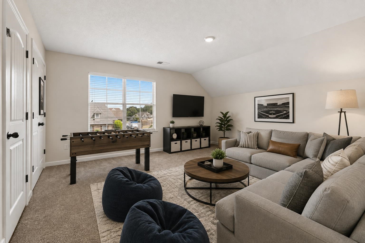 1057 Kentshire Cv Property Photo 8