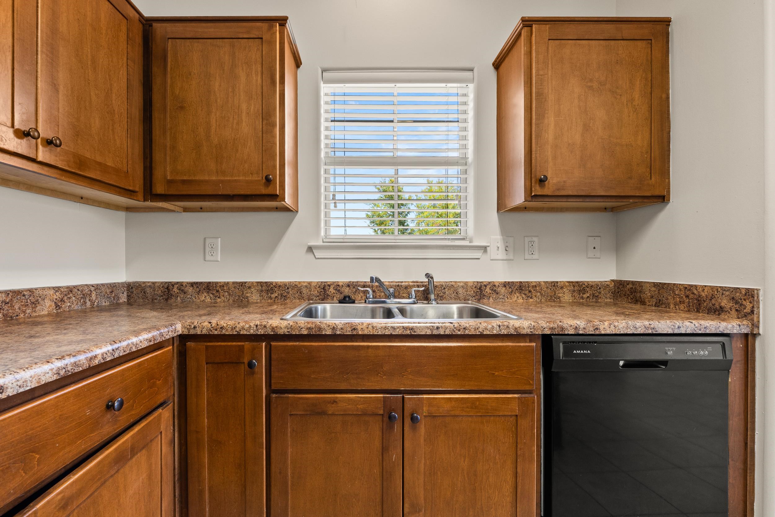 1057 Kentshire Cv Property Photo 17