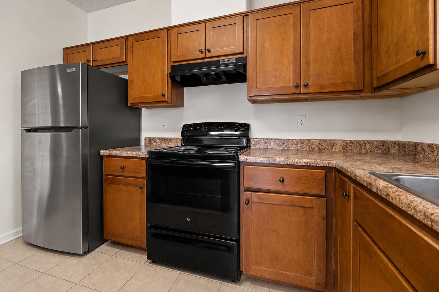 1057 Kentshire Cv Property Photo 18