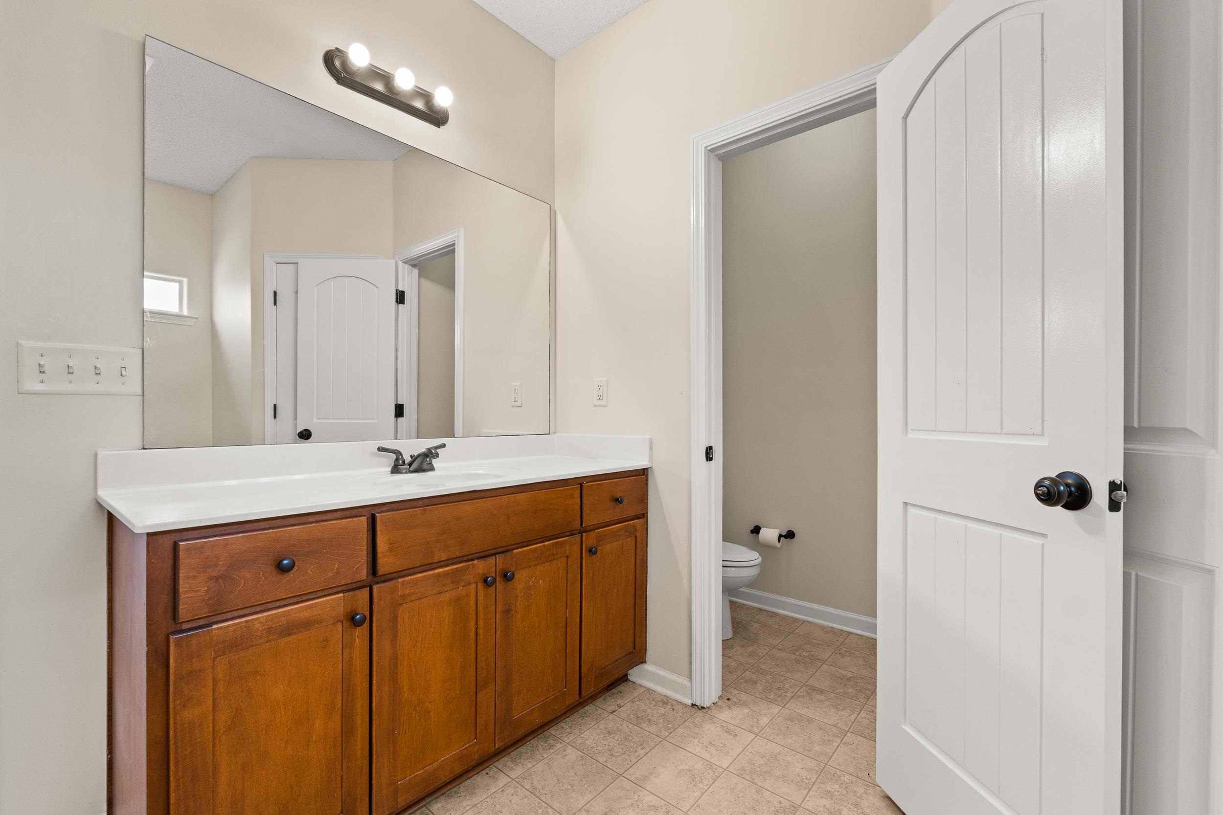 1057 Kentshire Cv Property Photo 25