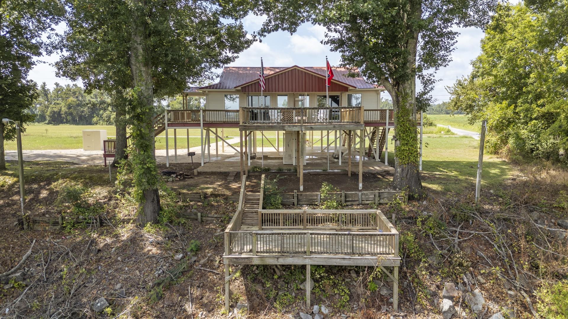 649 Narrows Ln Property Photo 32