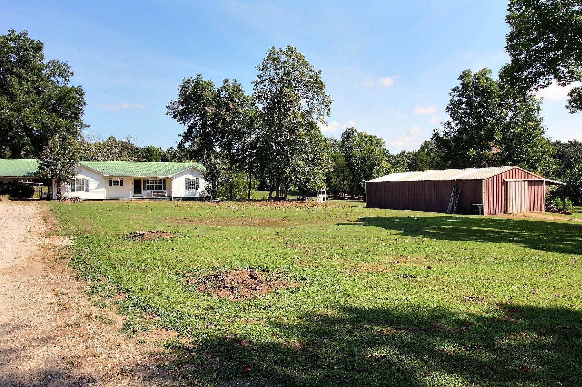 5995 Bobbitt Rd Property Photo 4