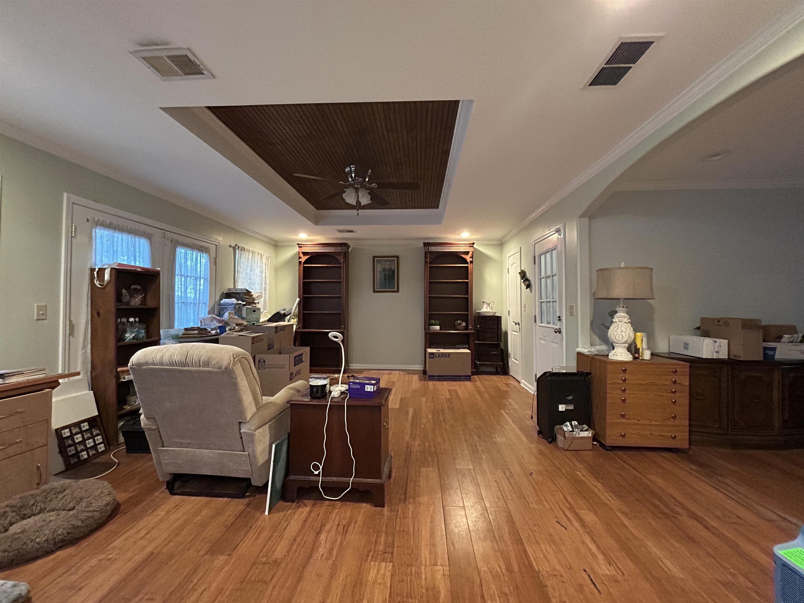 664 Lawnwood Cv Property Photo 3