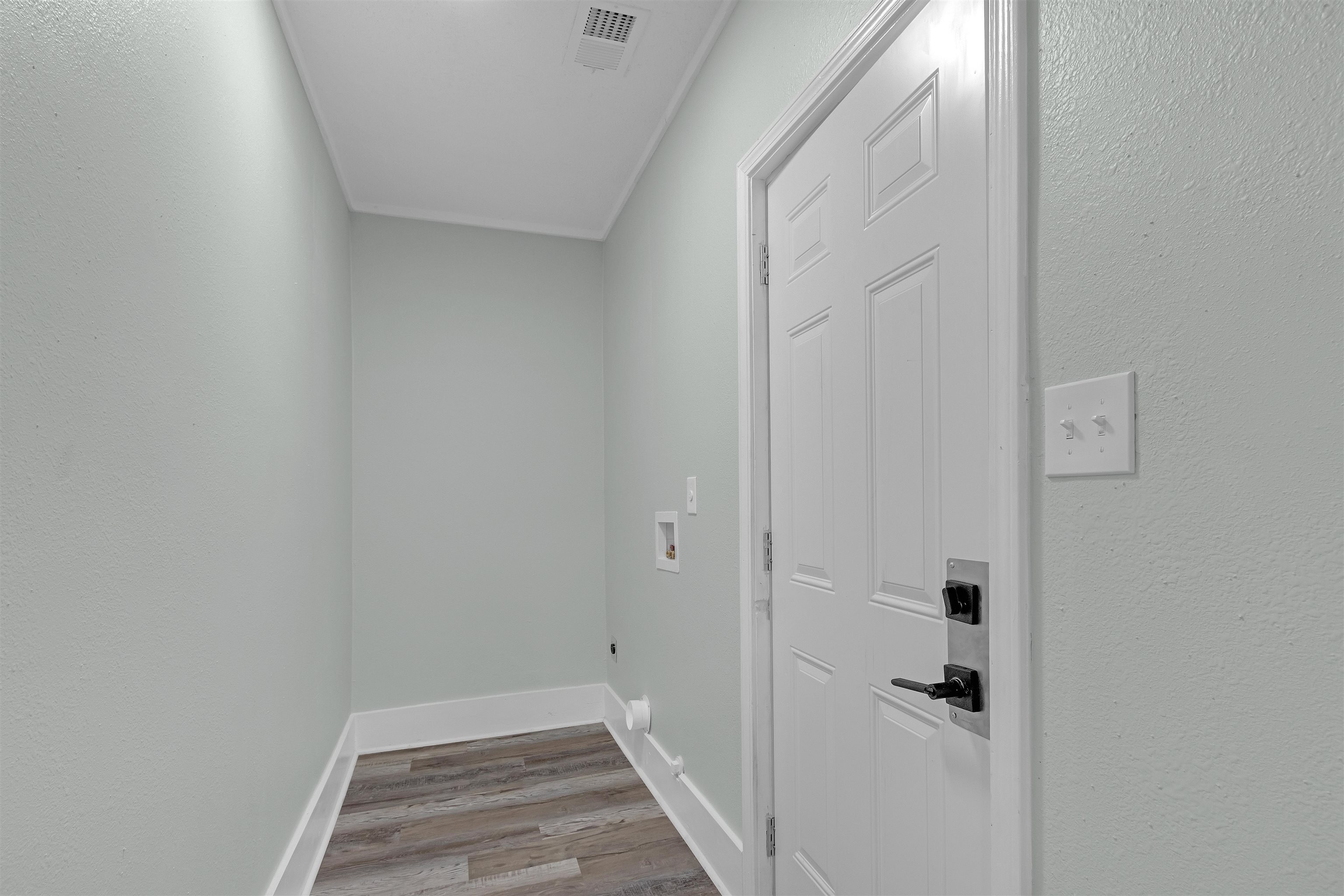 3468 Mayflower Ave Property Photo 11
