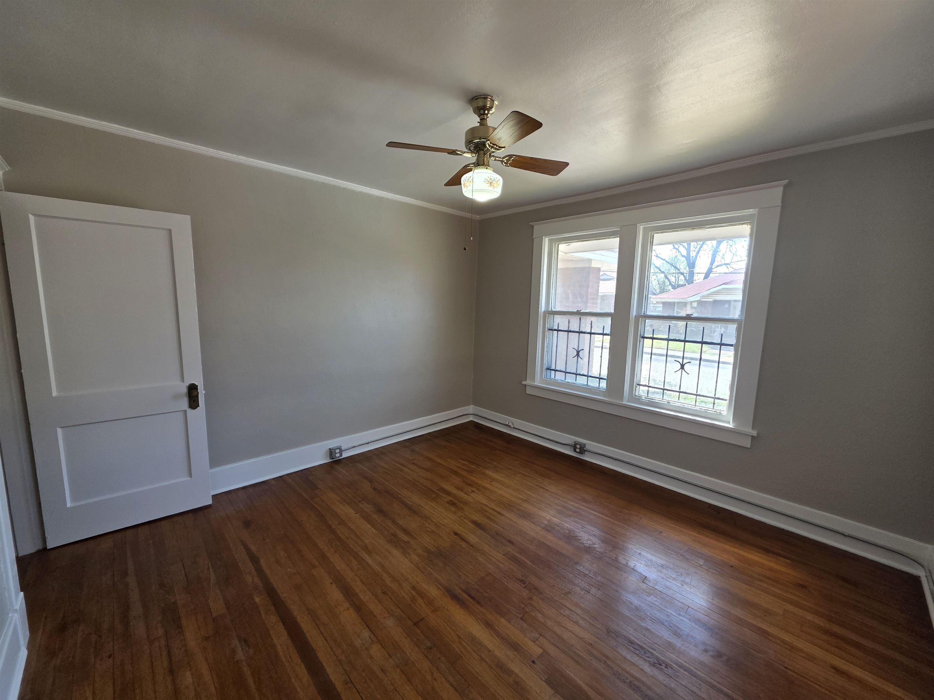 1404 Cameron St Property Photo 15