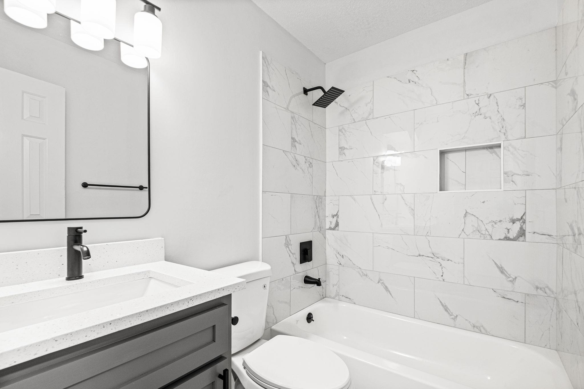 3085 Circle Gate Dr Property Photo 23
