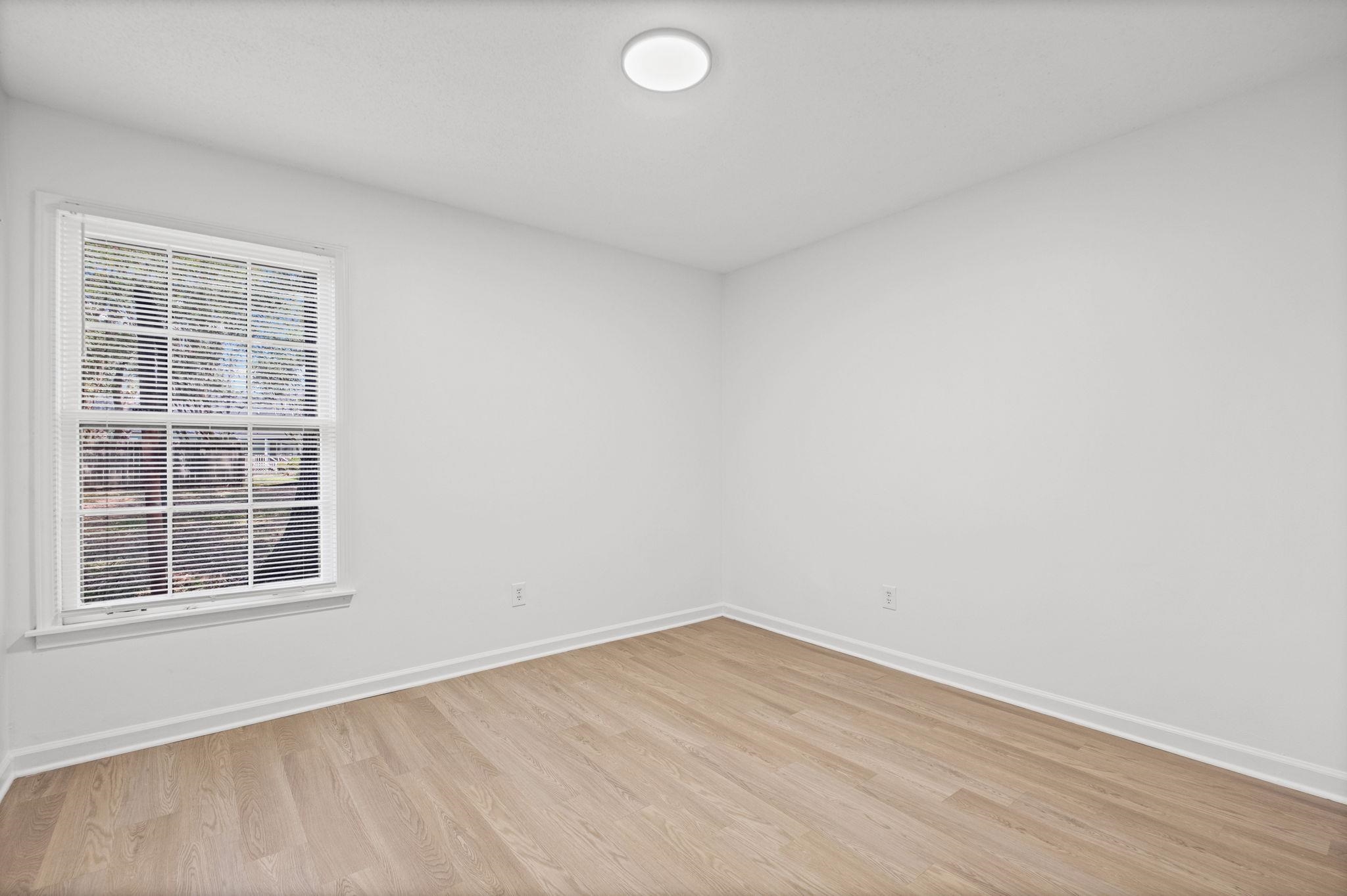 3085 Circle Gate Dr Property Photo 24